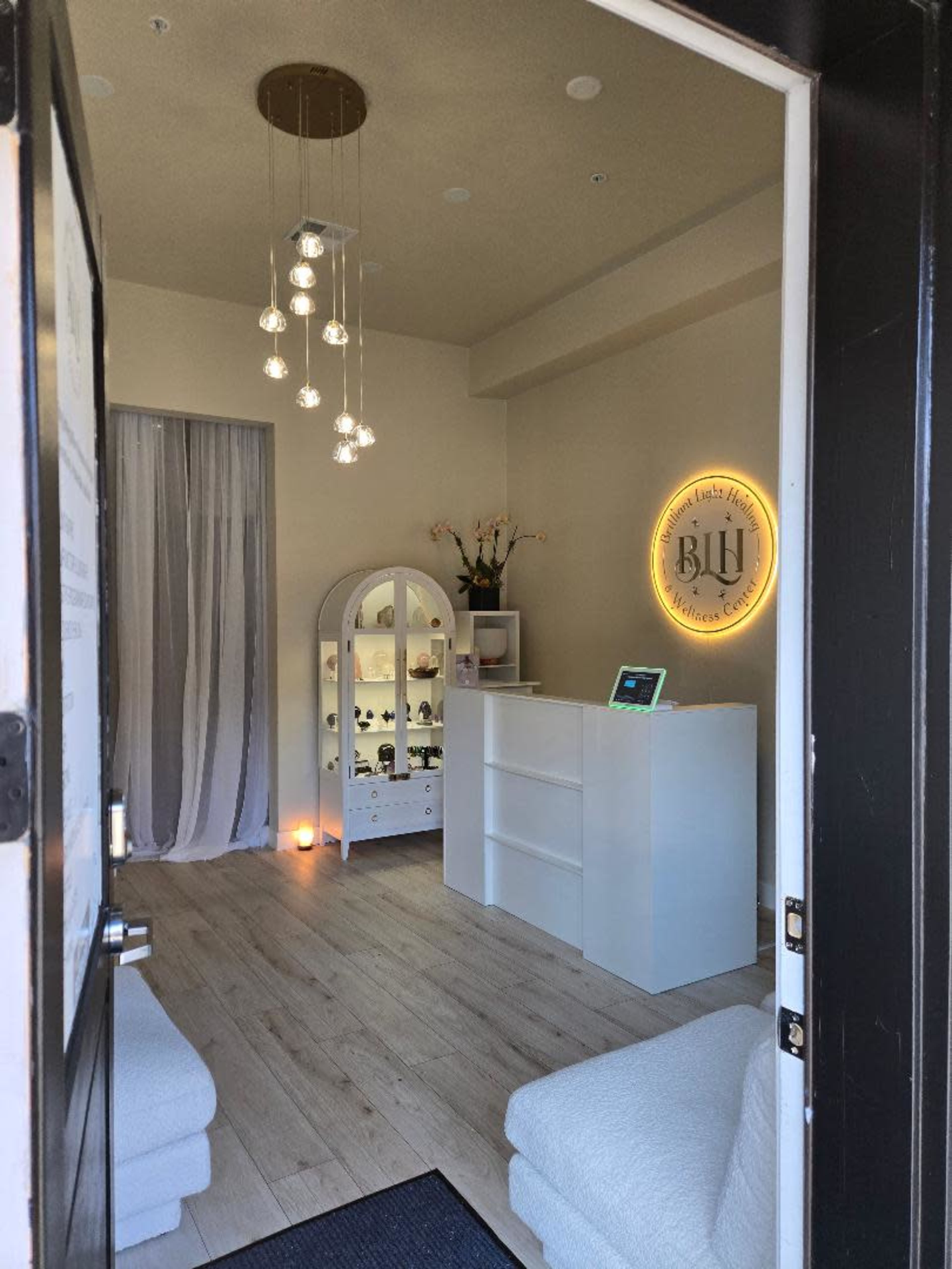 An Elegant, Light-Filled Wellness Retreat for Refined Events Image in Saratoga, Saratoga, CA