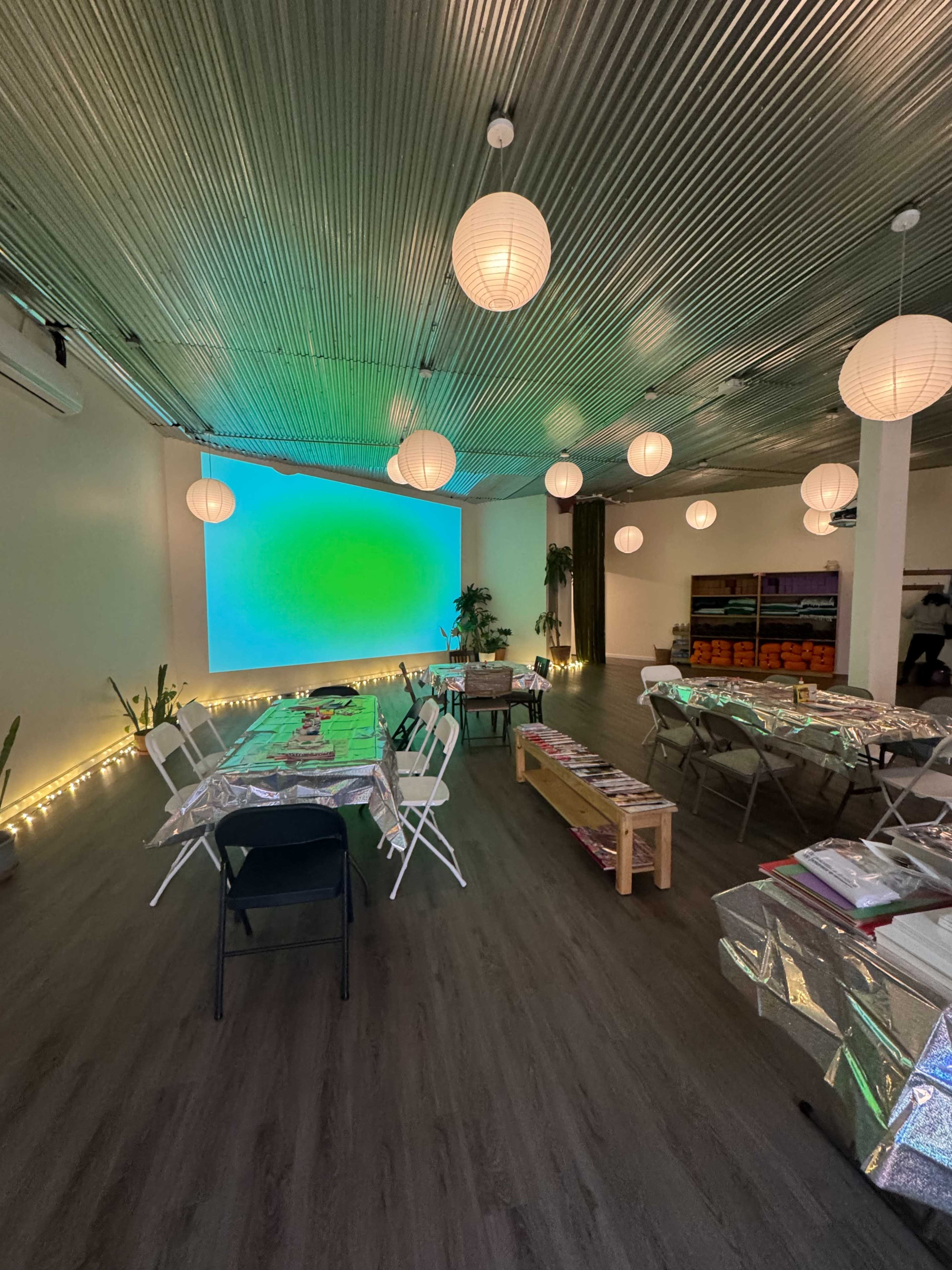 Open layout studio in Ridgewood Image in Ridgewood, Ridgewood, NY