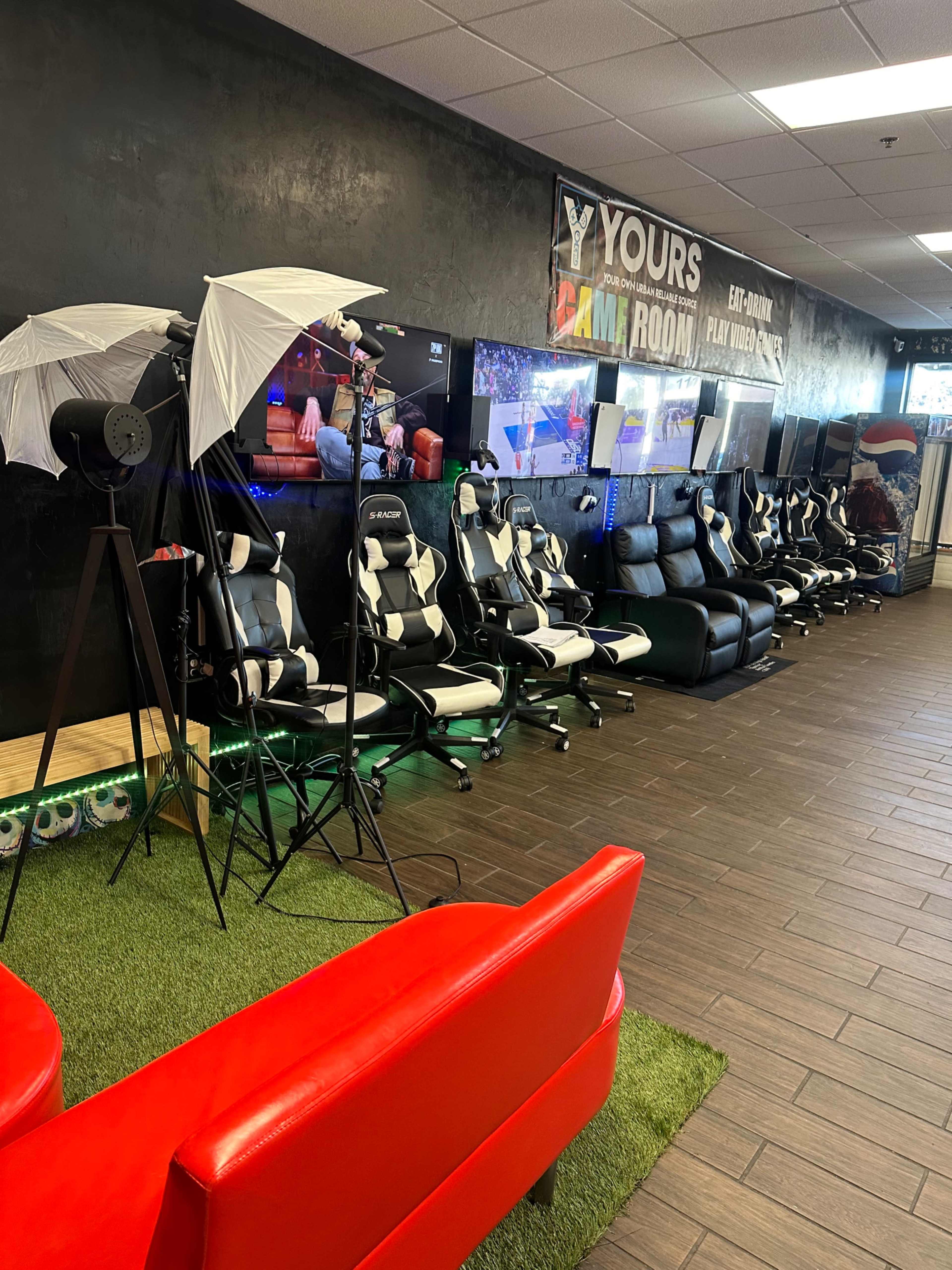 YoursGameRoom Image in Proviso Township, Maywood, IL