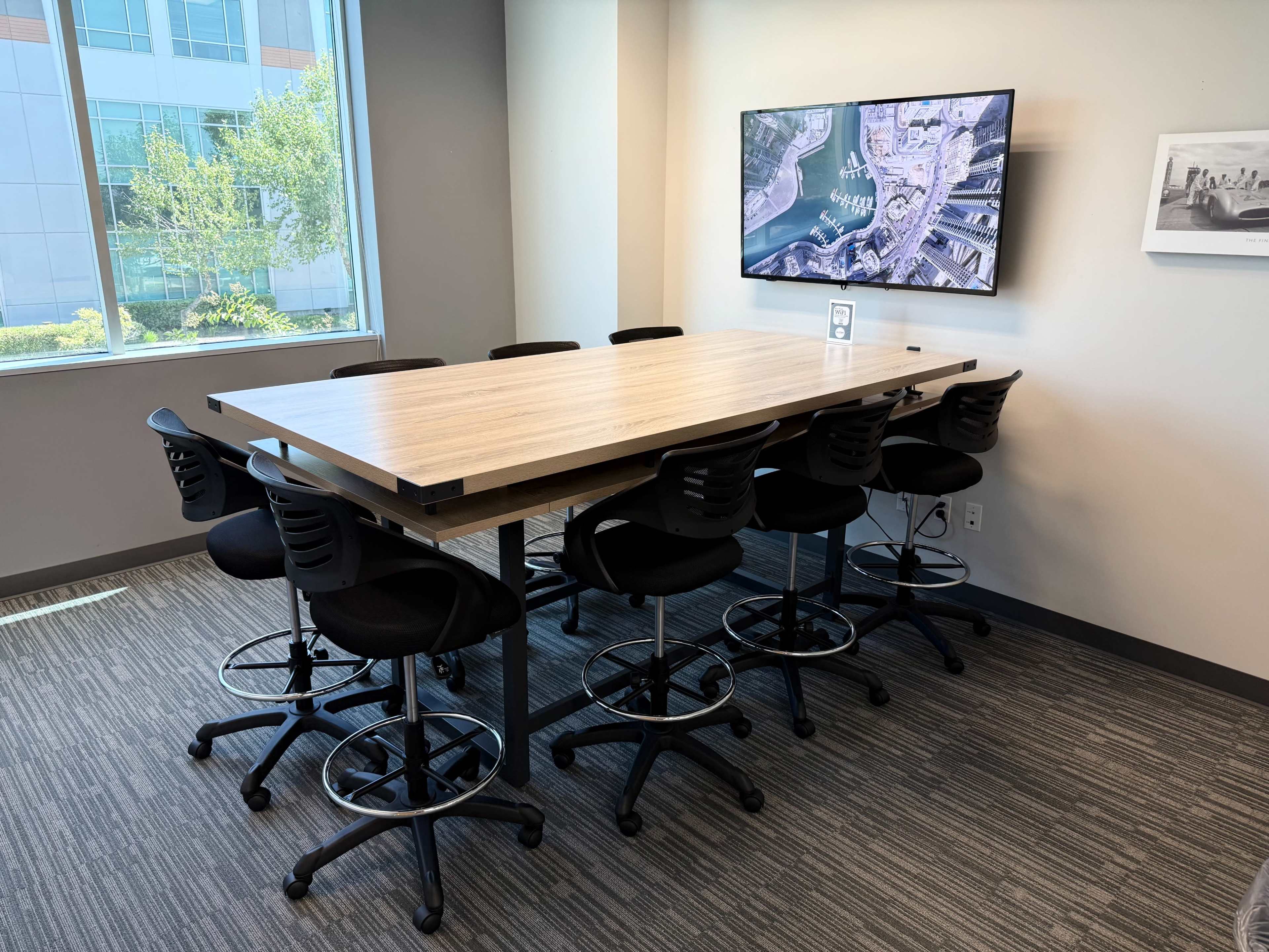 Private Meeting Room for 8 at Outlet Coworking in Roseville Image in Lead Hill, Roseville, CA