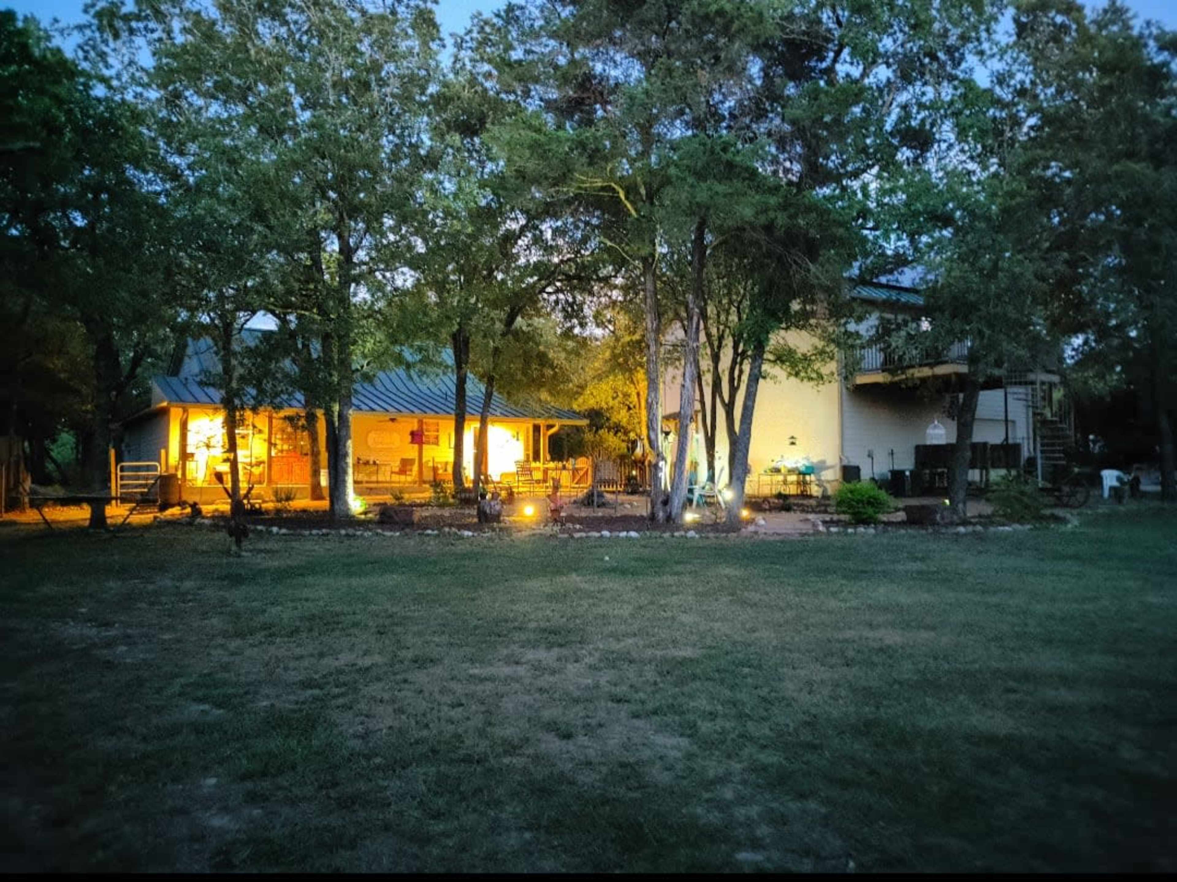 Quaint Backyard Wedding Space with Honeymoon suite Image in , Bastrop, TX