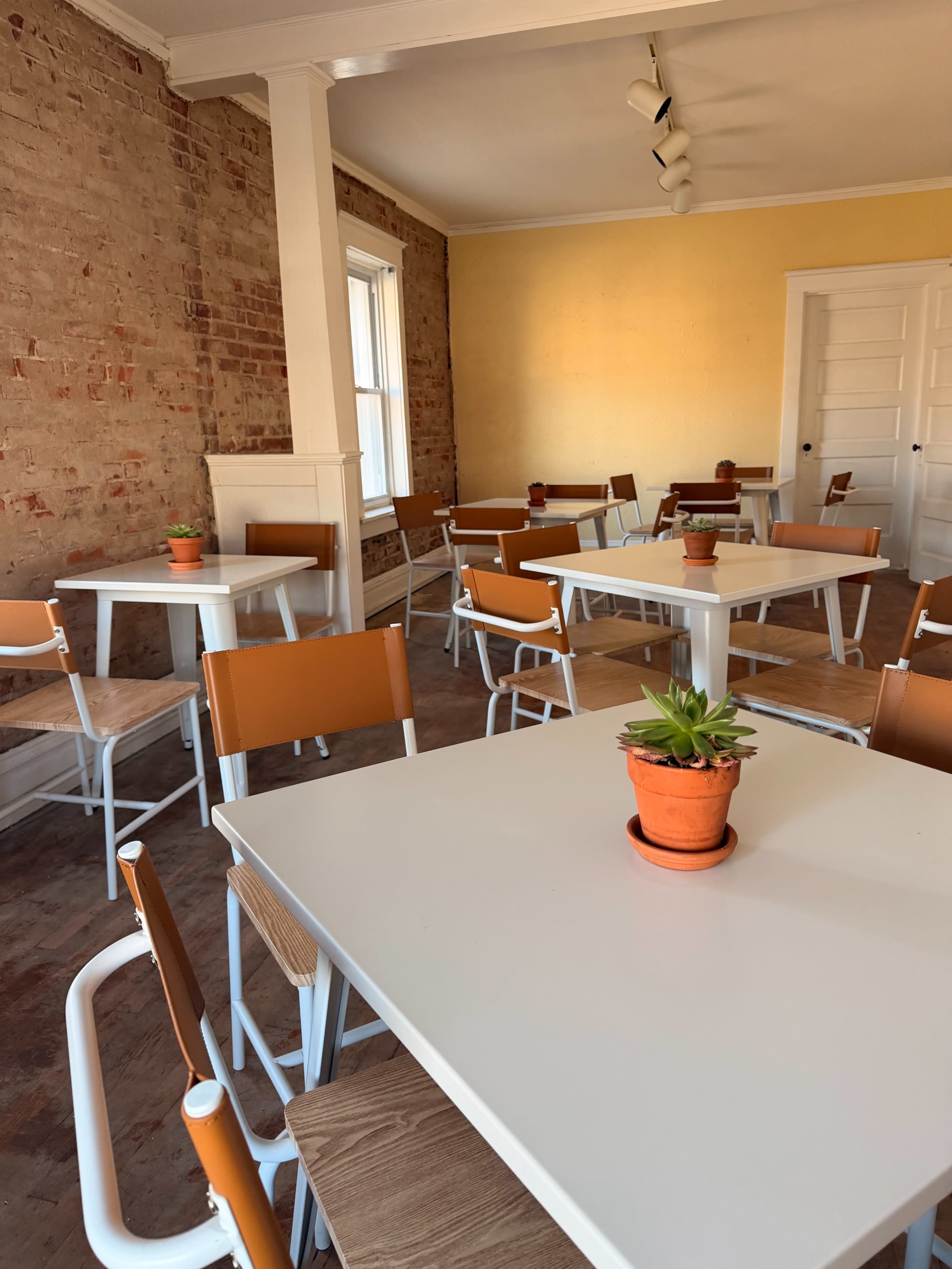 Cozy Upstairs Meeting Space with Lunch Options Downstairs Image in Hadley Township, Maplewood, MO