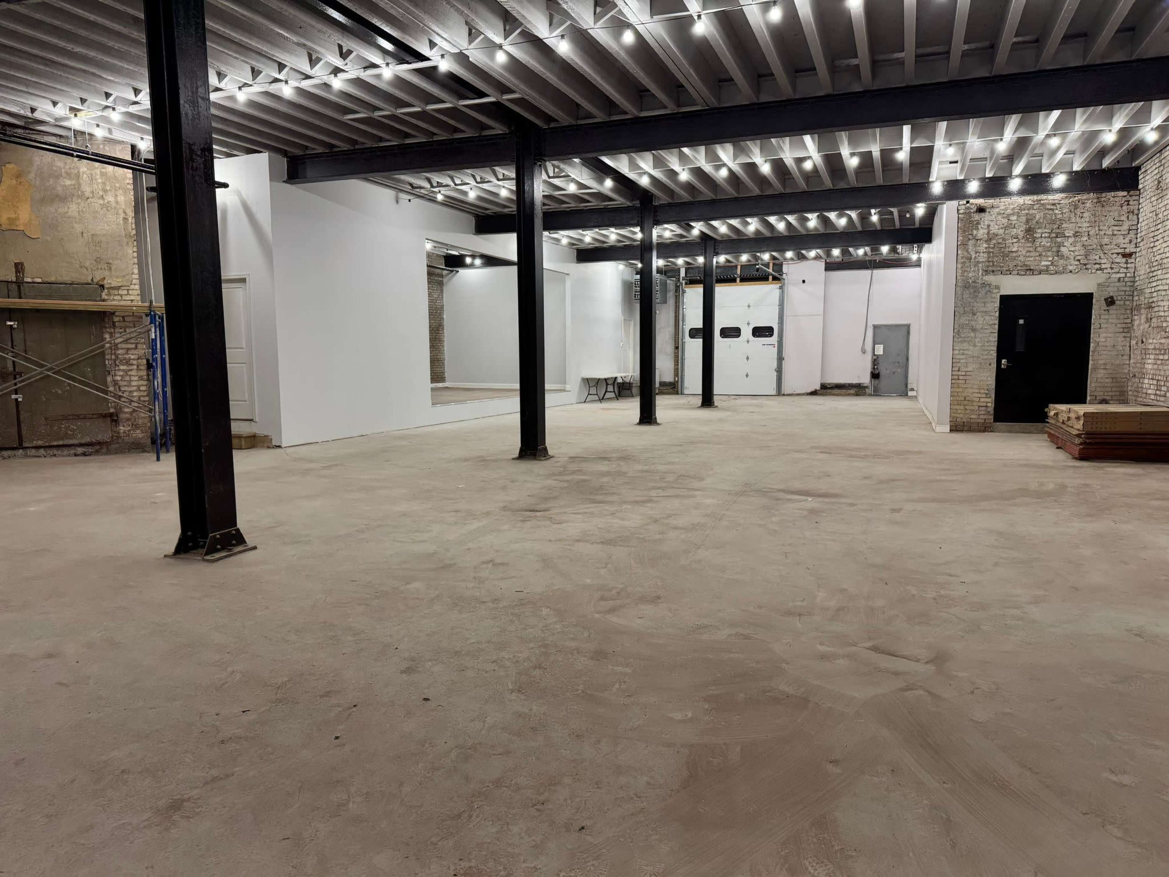 Huge 5,000 square footed space on First Floor- Stage included! Perfect for art events, workouts, etc! Image in Upper North Philadelphia, Philadelphia, PA