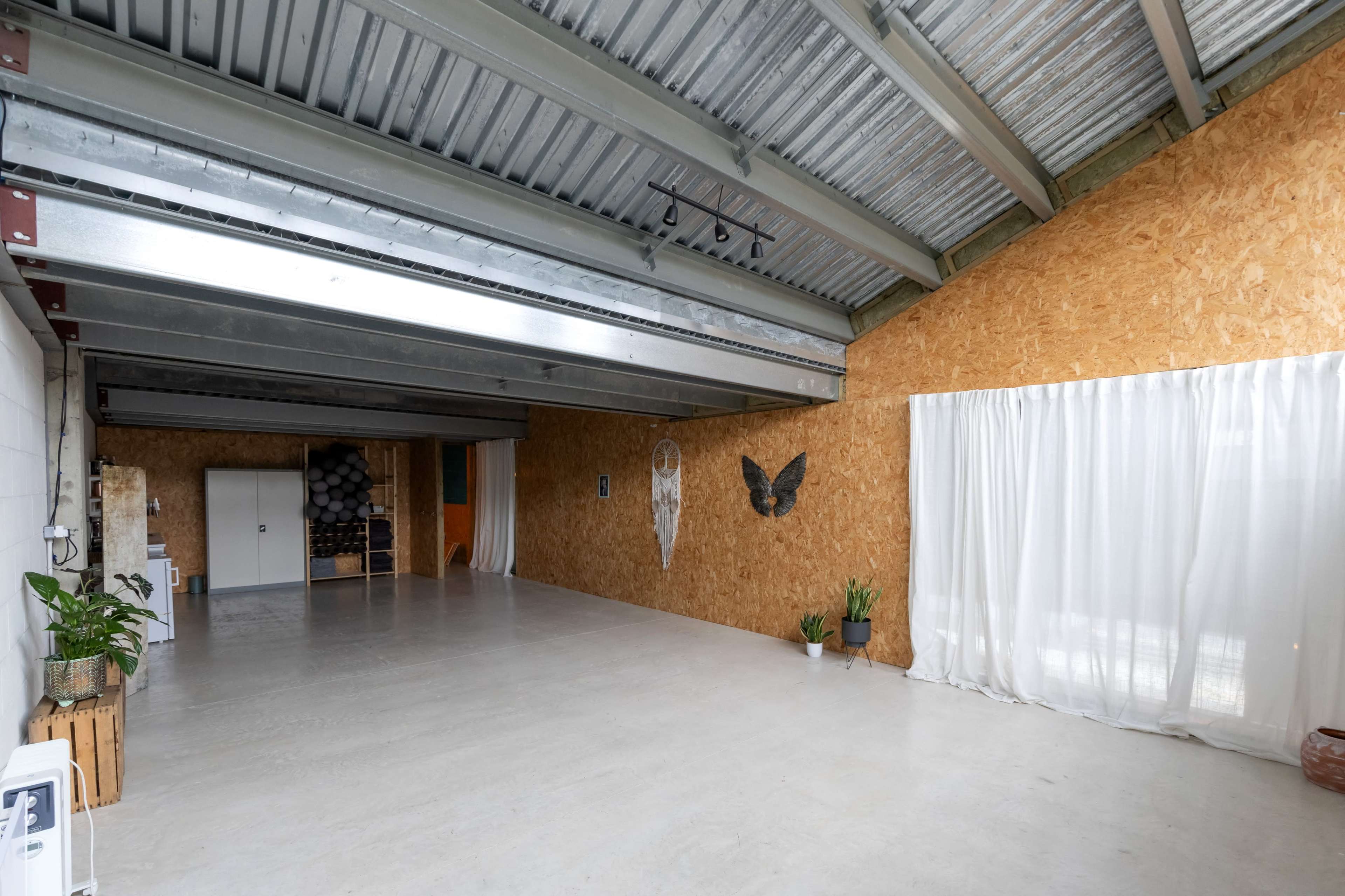 Royal Docks Accessible Loft with Serenity for Wellness, Workshops, Meetings and Photoshoots Image in London, London, ENG