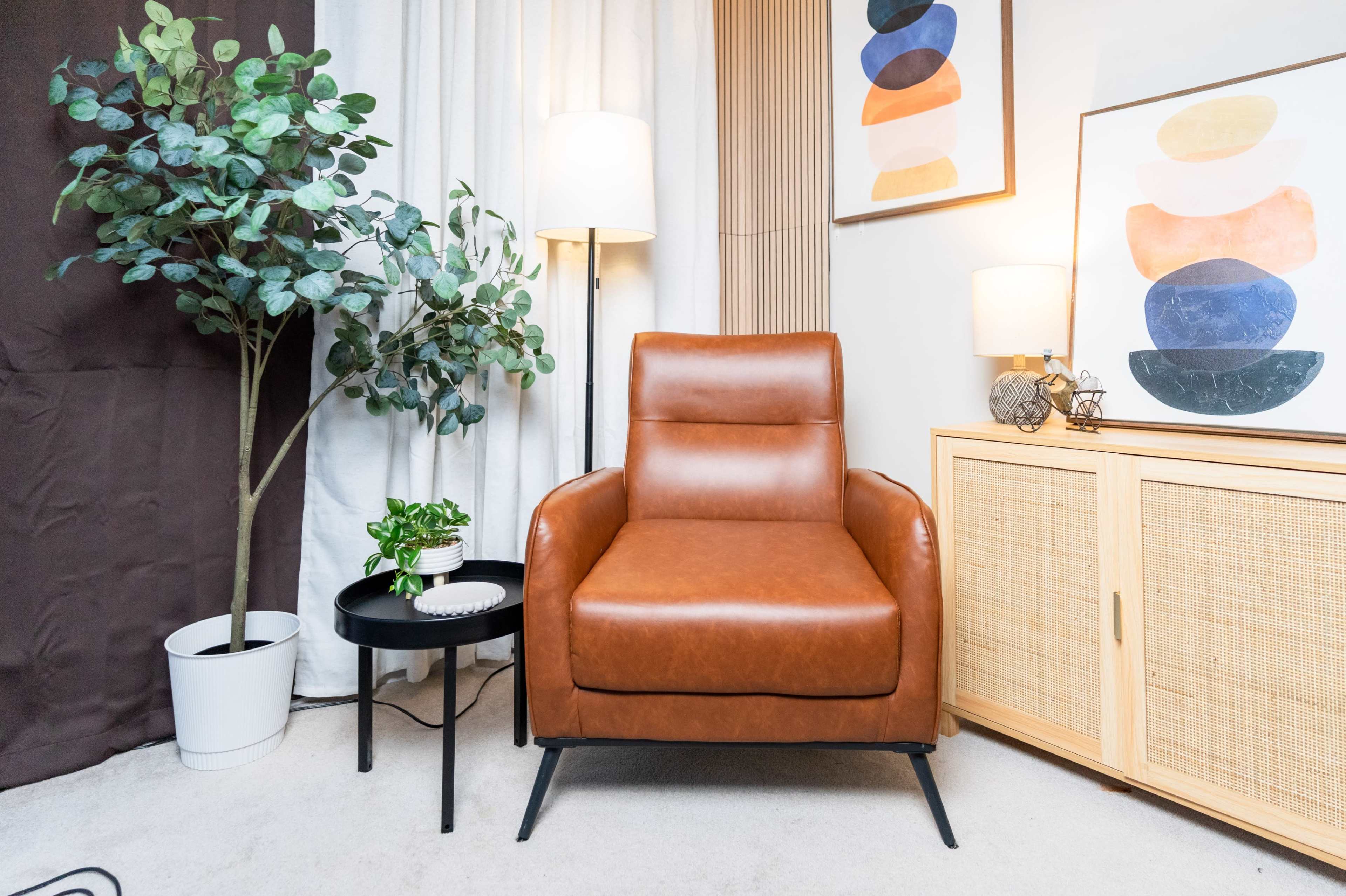 White Rock, Surrey Podcast Studio and Content Creation Space Image in Surrey, Surrey, BC