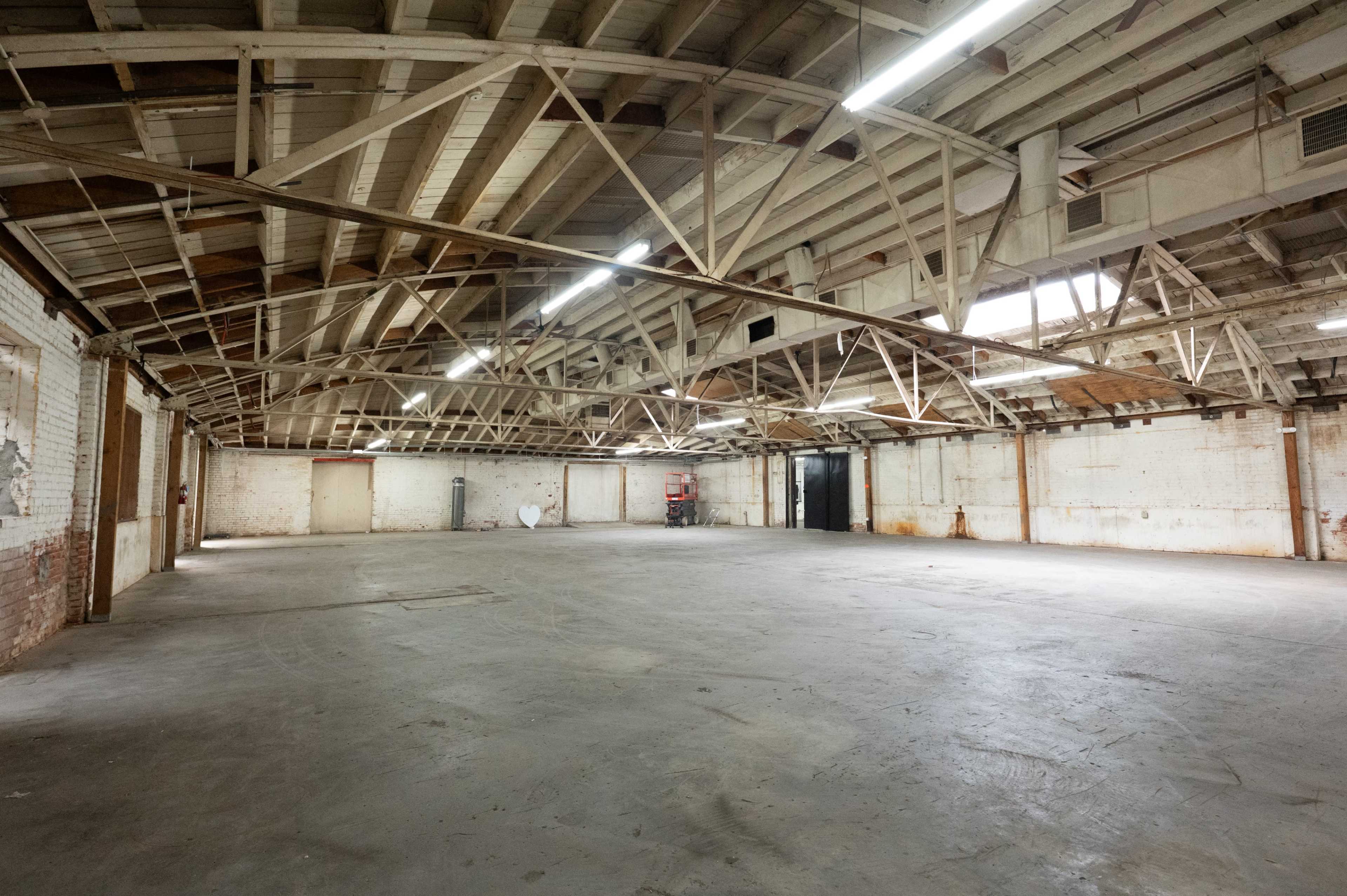 13k sqft Warehouse Open Floor Space for Event or Shooting Image in Florence, Los Angeles, CA