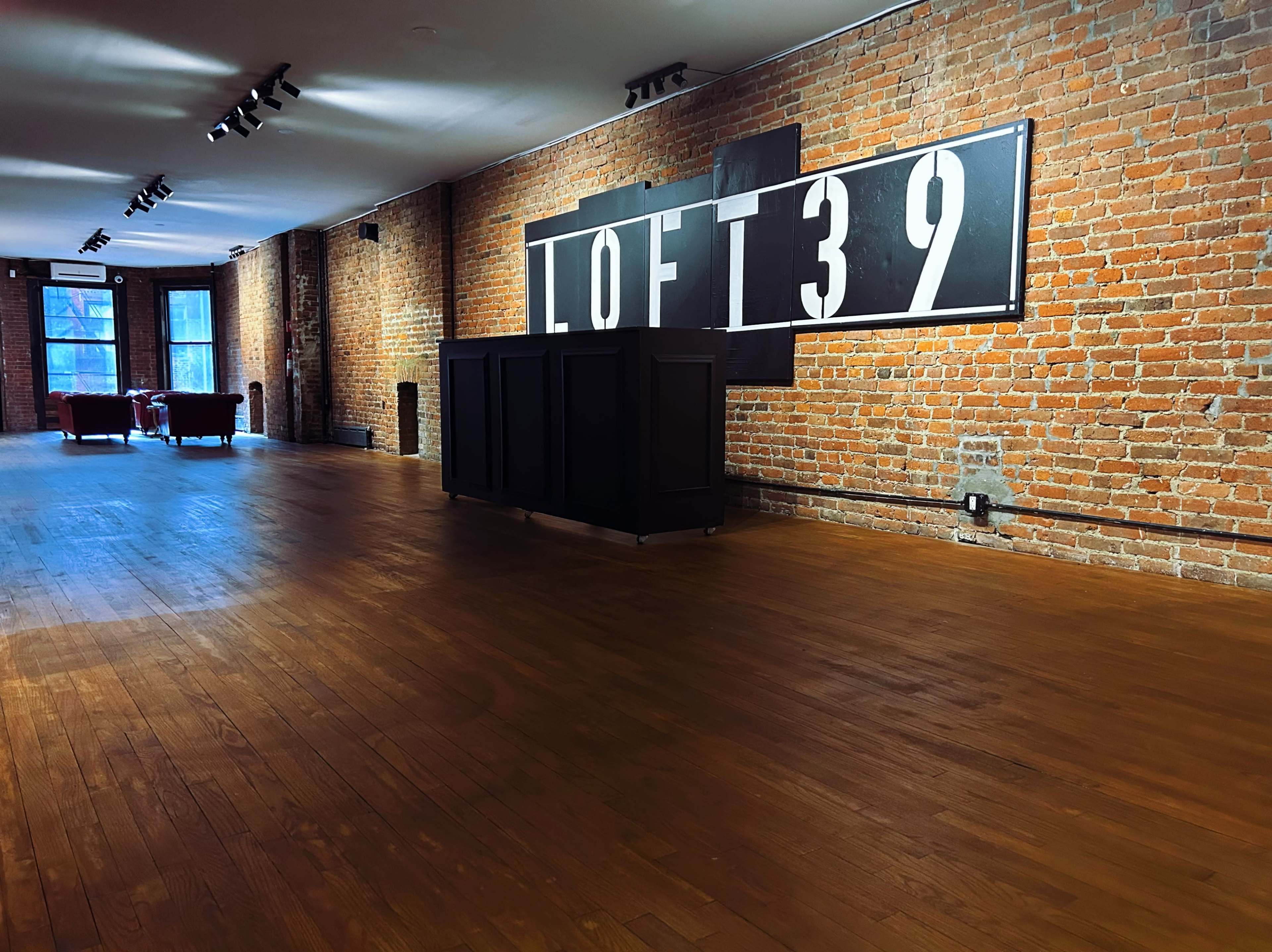 4th Floor Warehouse Image in Midtown Manhattan, New York, NY