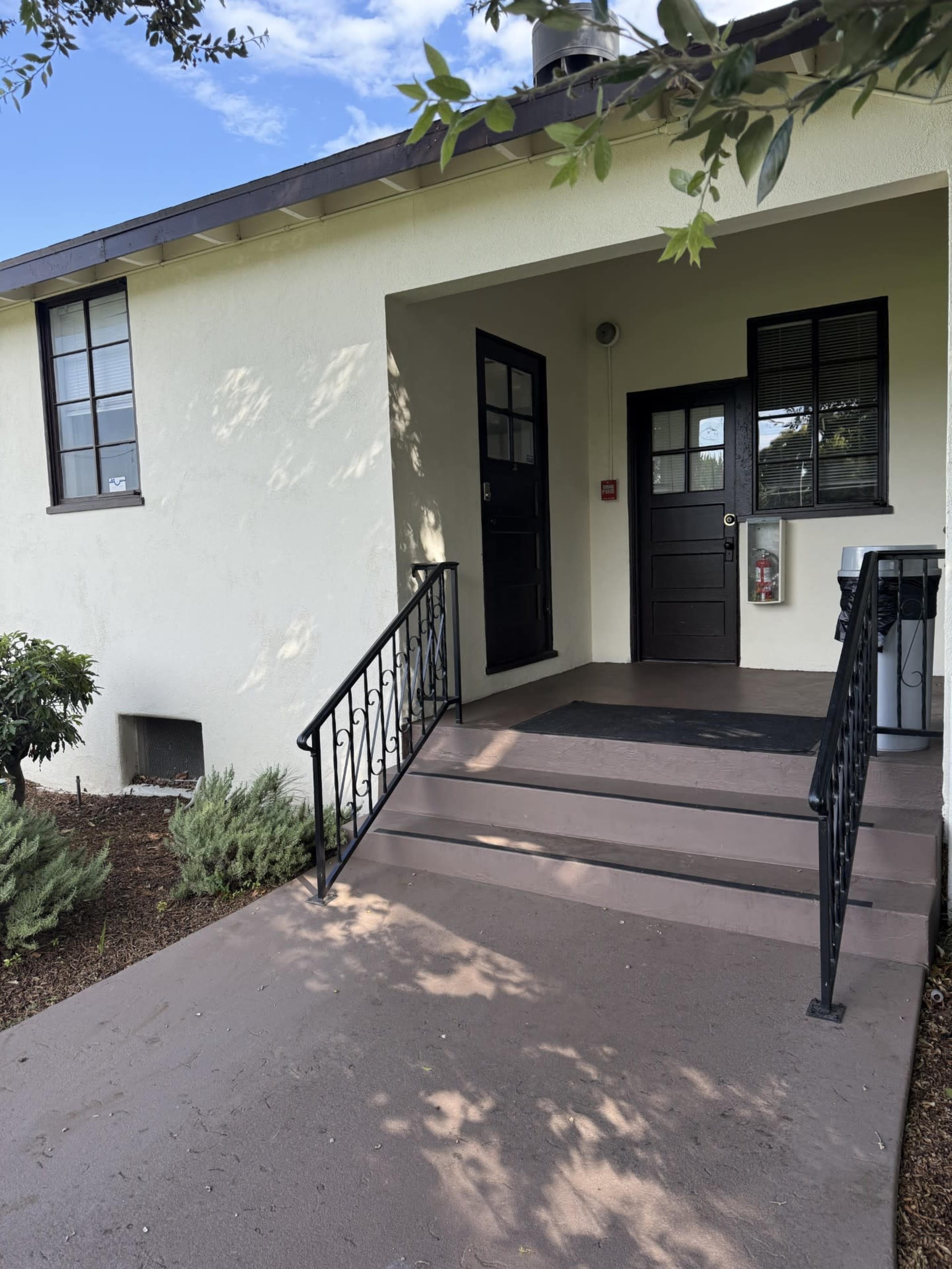 The Sunkissed Suite - Conference Room Image in Upland, UPLAND, CA