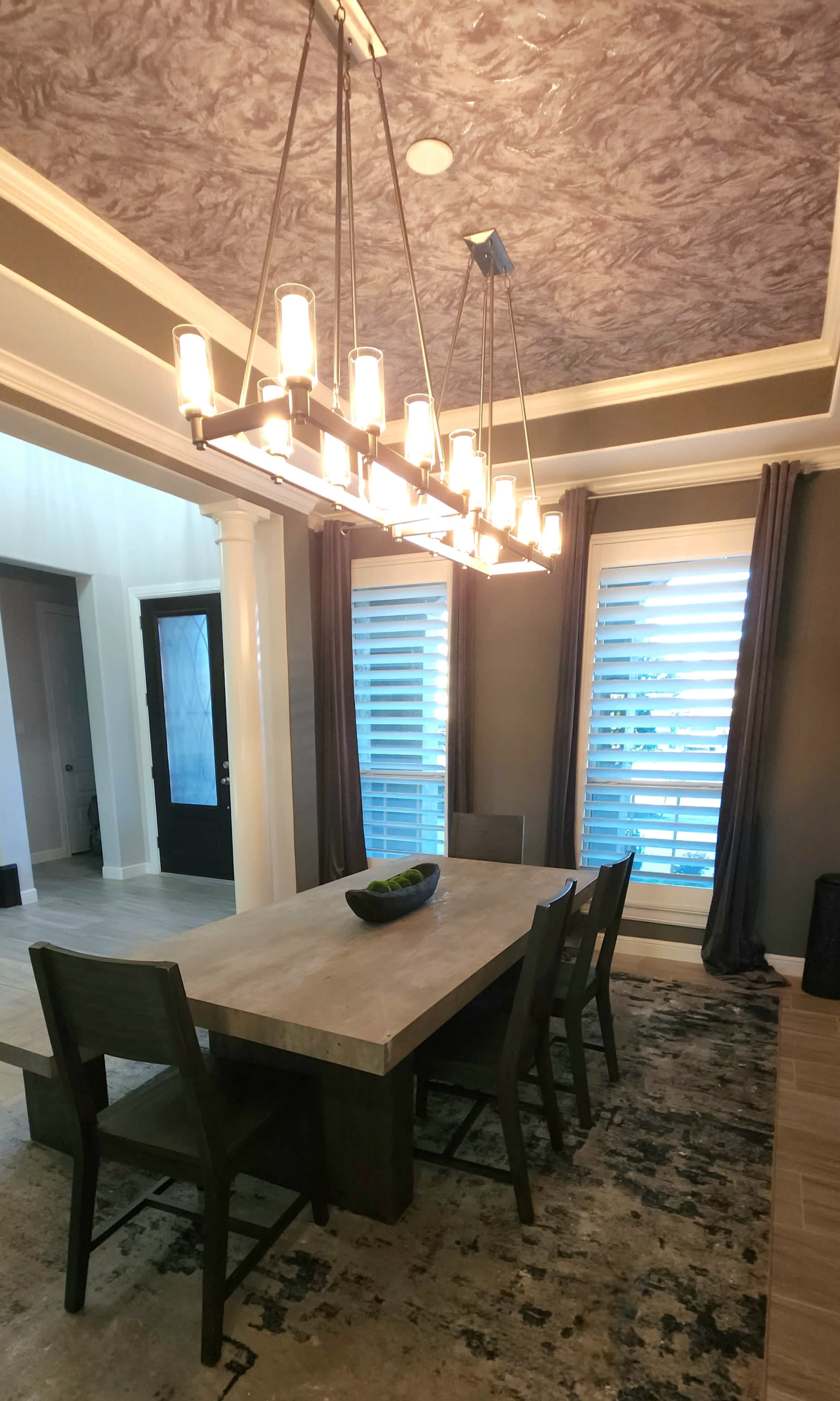 Modern Water View Home for Friendsgiving, Brunch & Holiday Content Shoots — 30 Min Setup Included! Image in Stillwater on Lake Houston, Houston, TX