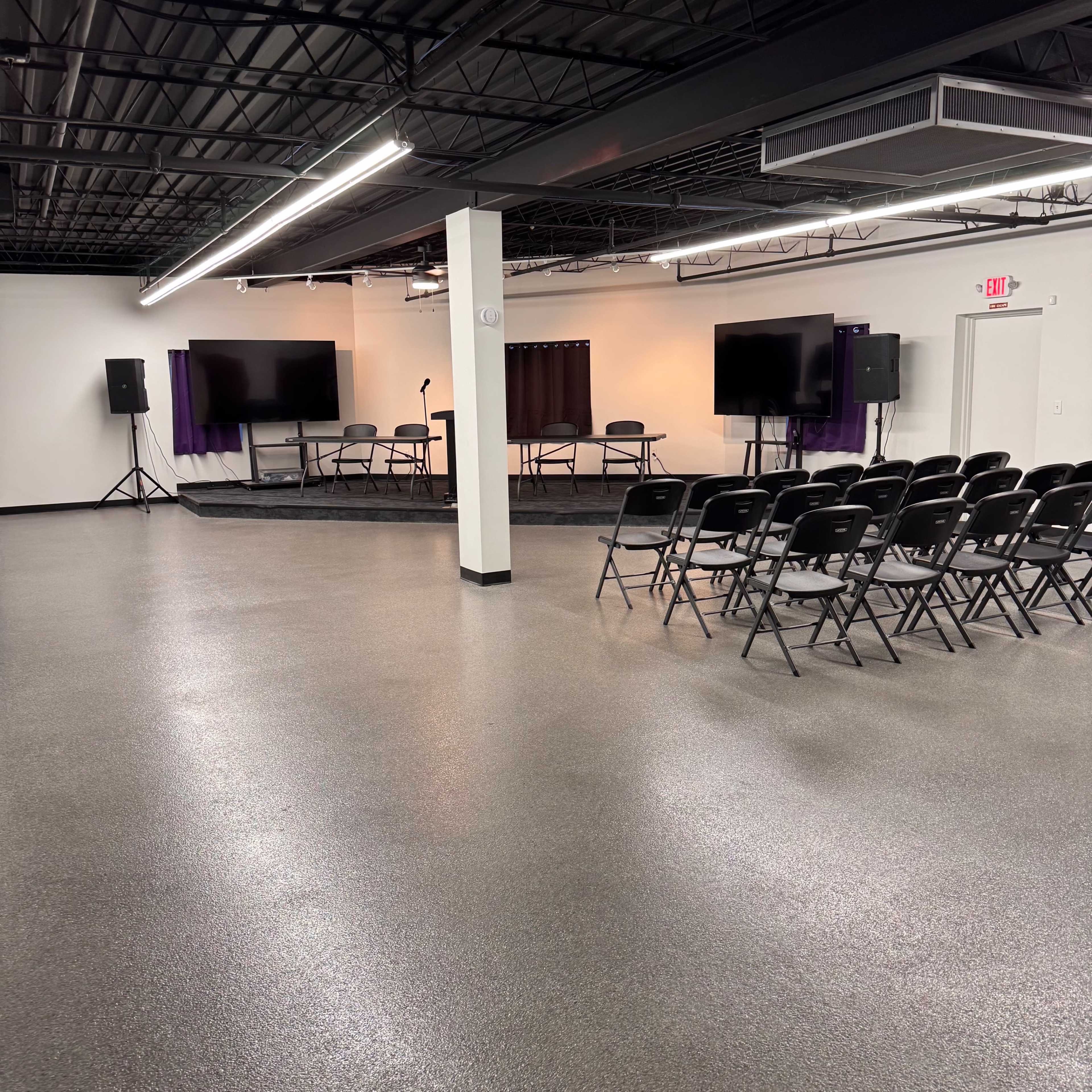 Spacious Event & Meeting Space Image in Roselawn, Cincinnati, OH