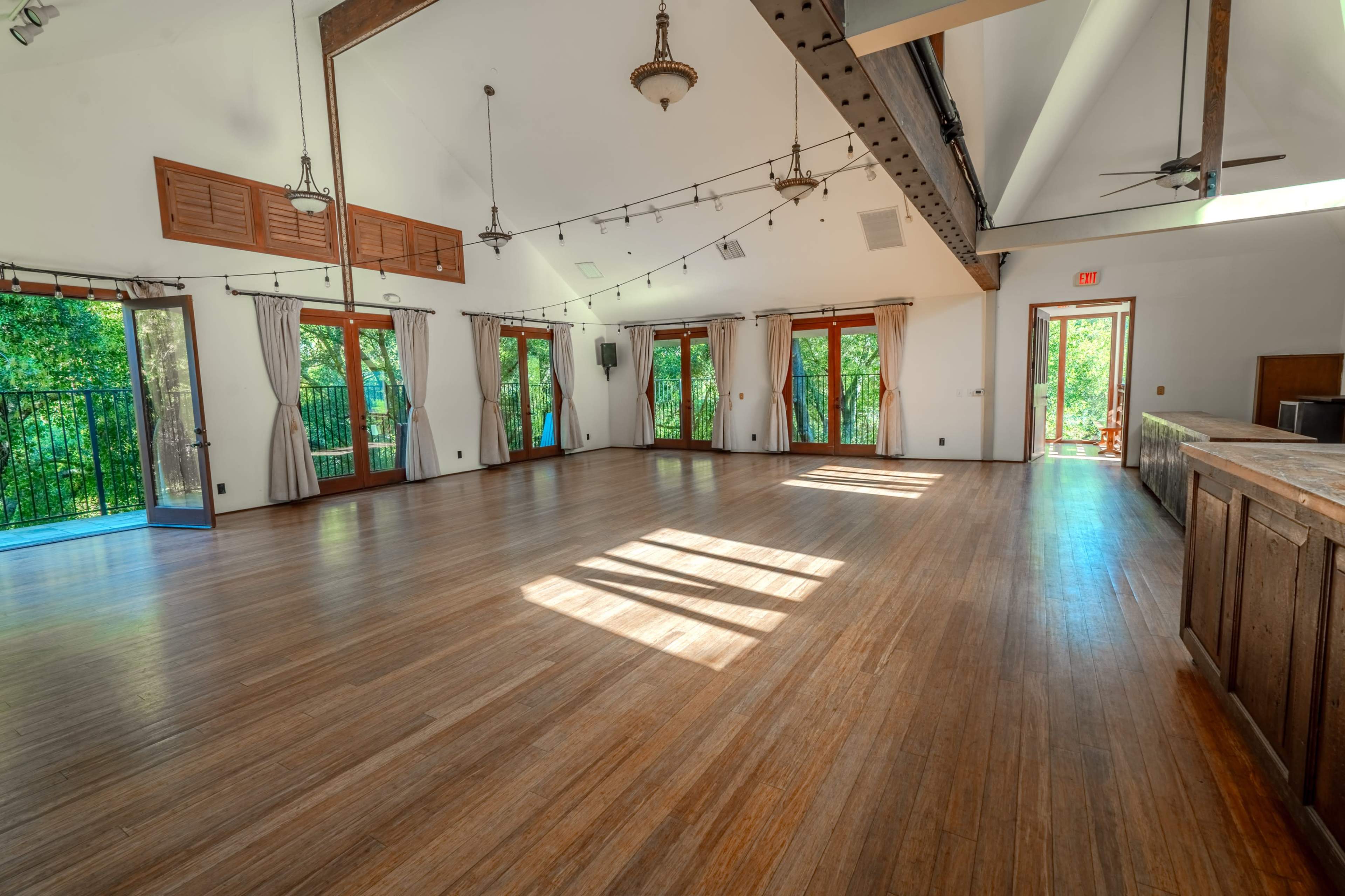 Serene Wedding Venue and Event Space Image in Topanga, Topanga, CA