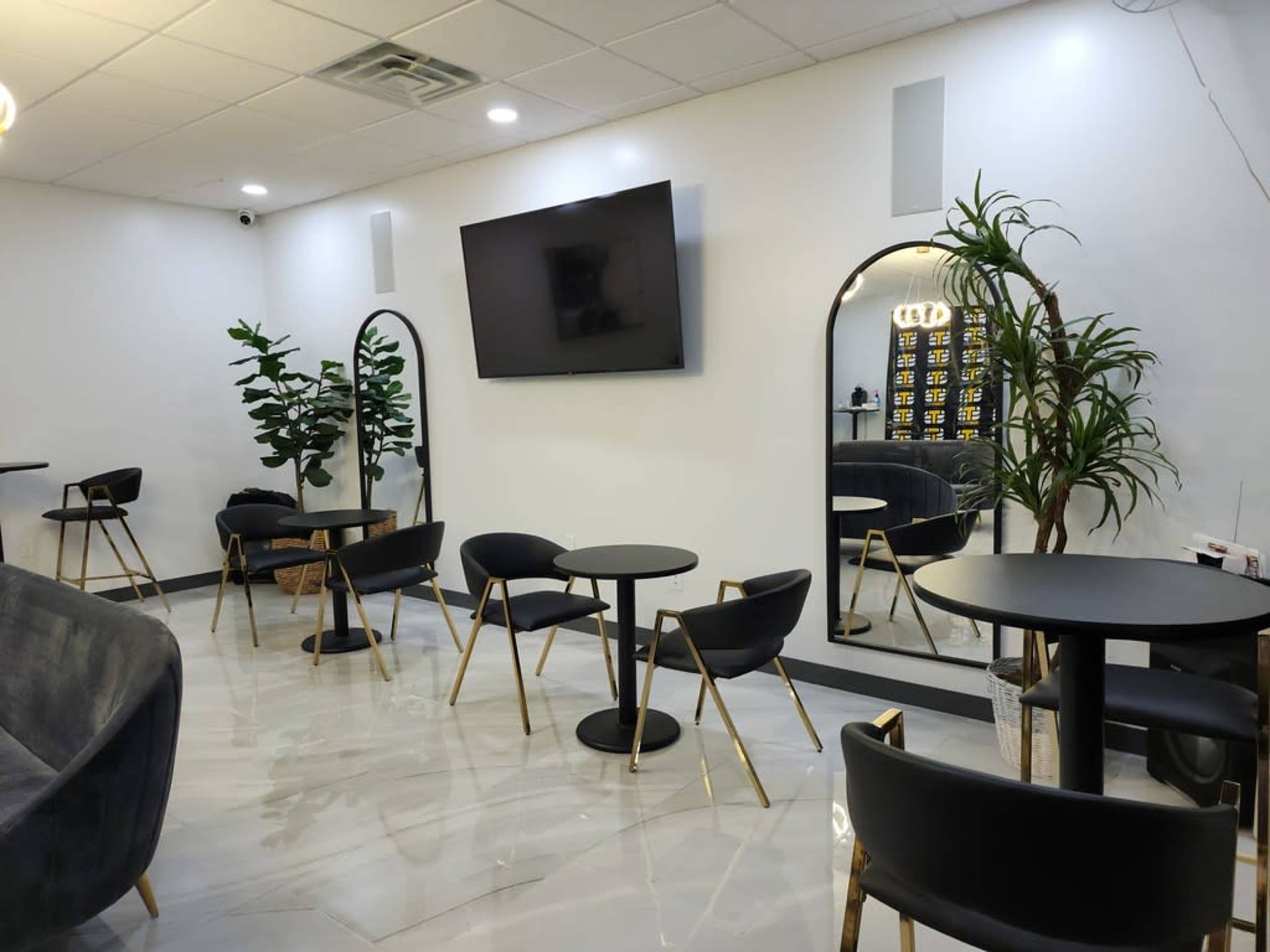 Conference Room Suite 108 Image in Lafayette, Lafayette, LA