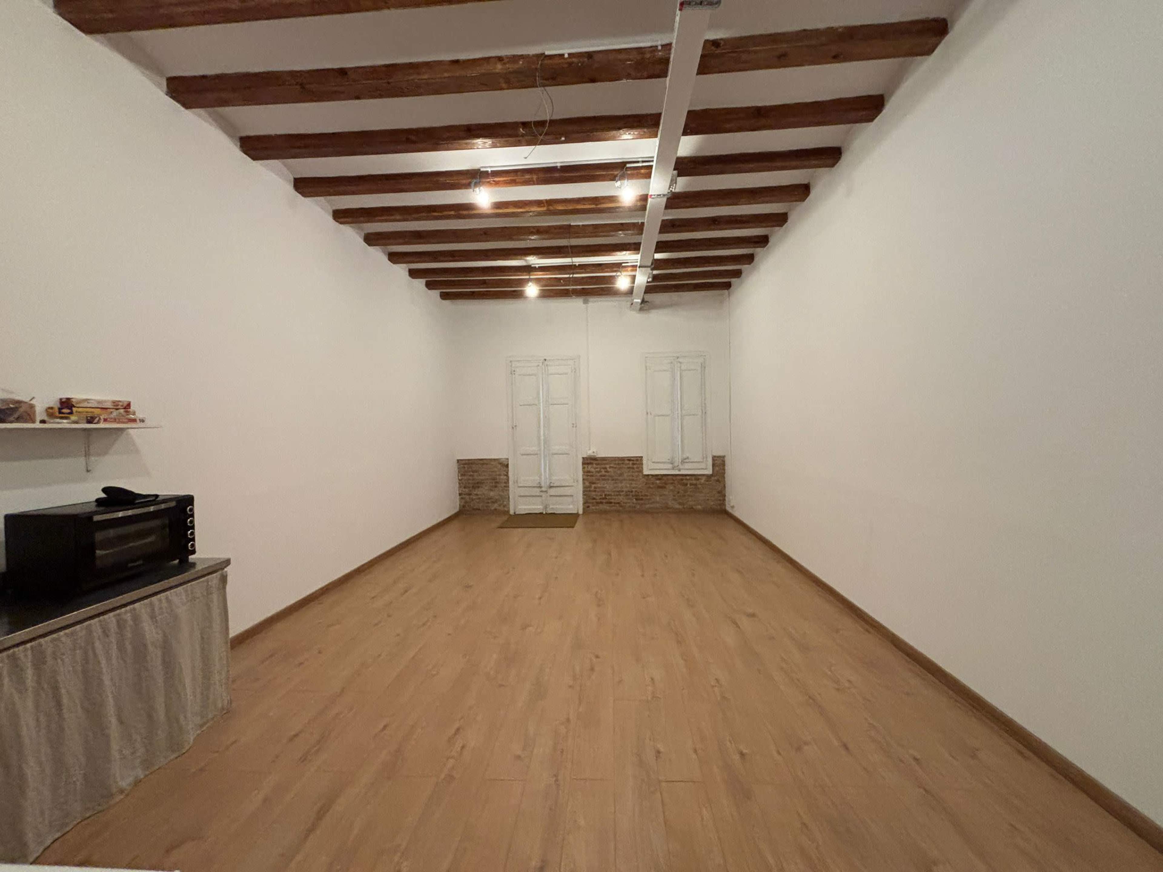 Cozy Private Event Space with Lights and High-ceiling Image in El Poble-sec, BARCELONA, B