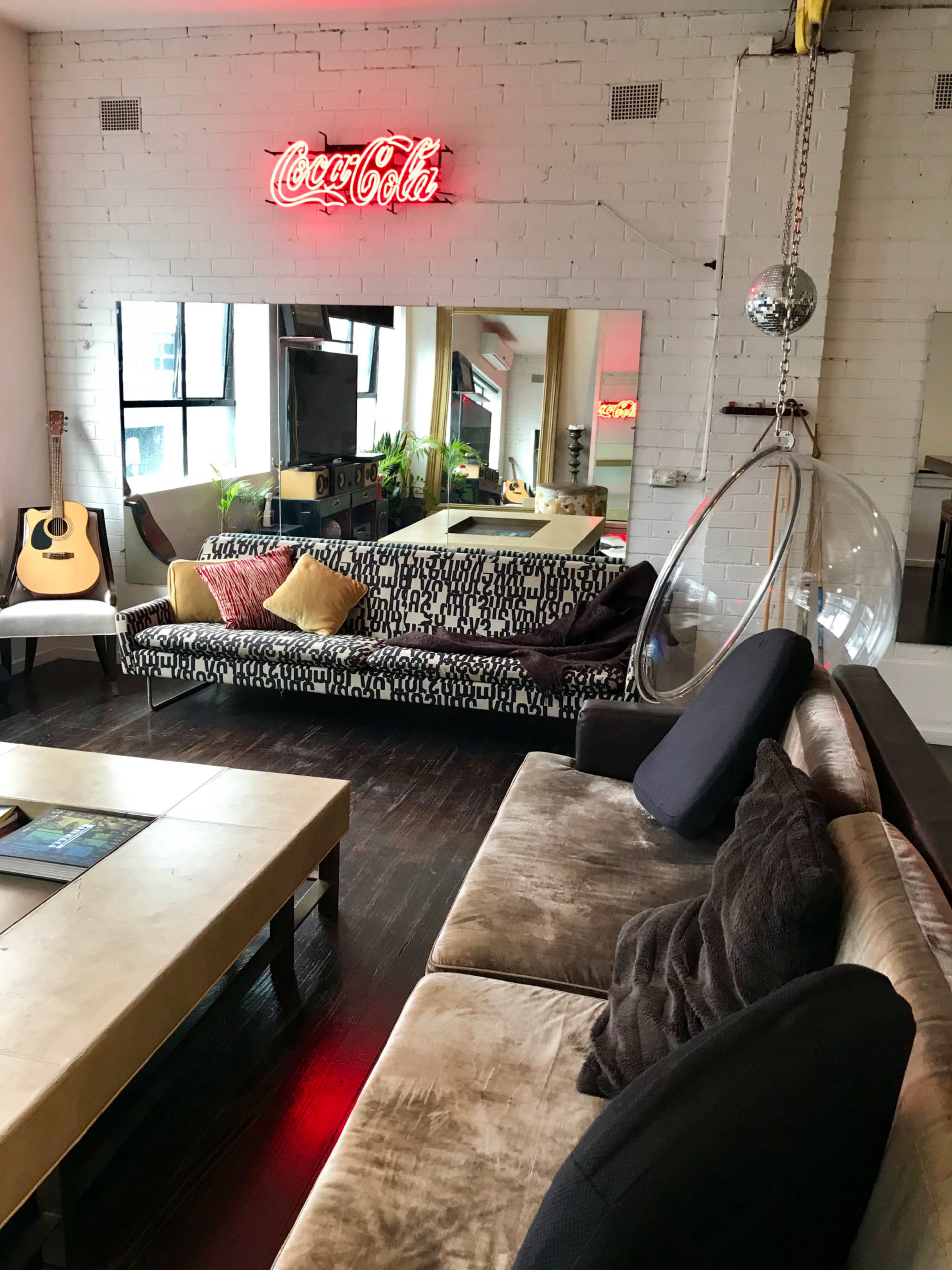 Light-Filled Warehouse Loft Studio in Elsternwick Image in Elsternwick, Elsternwick, VIC