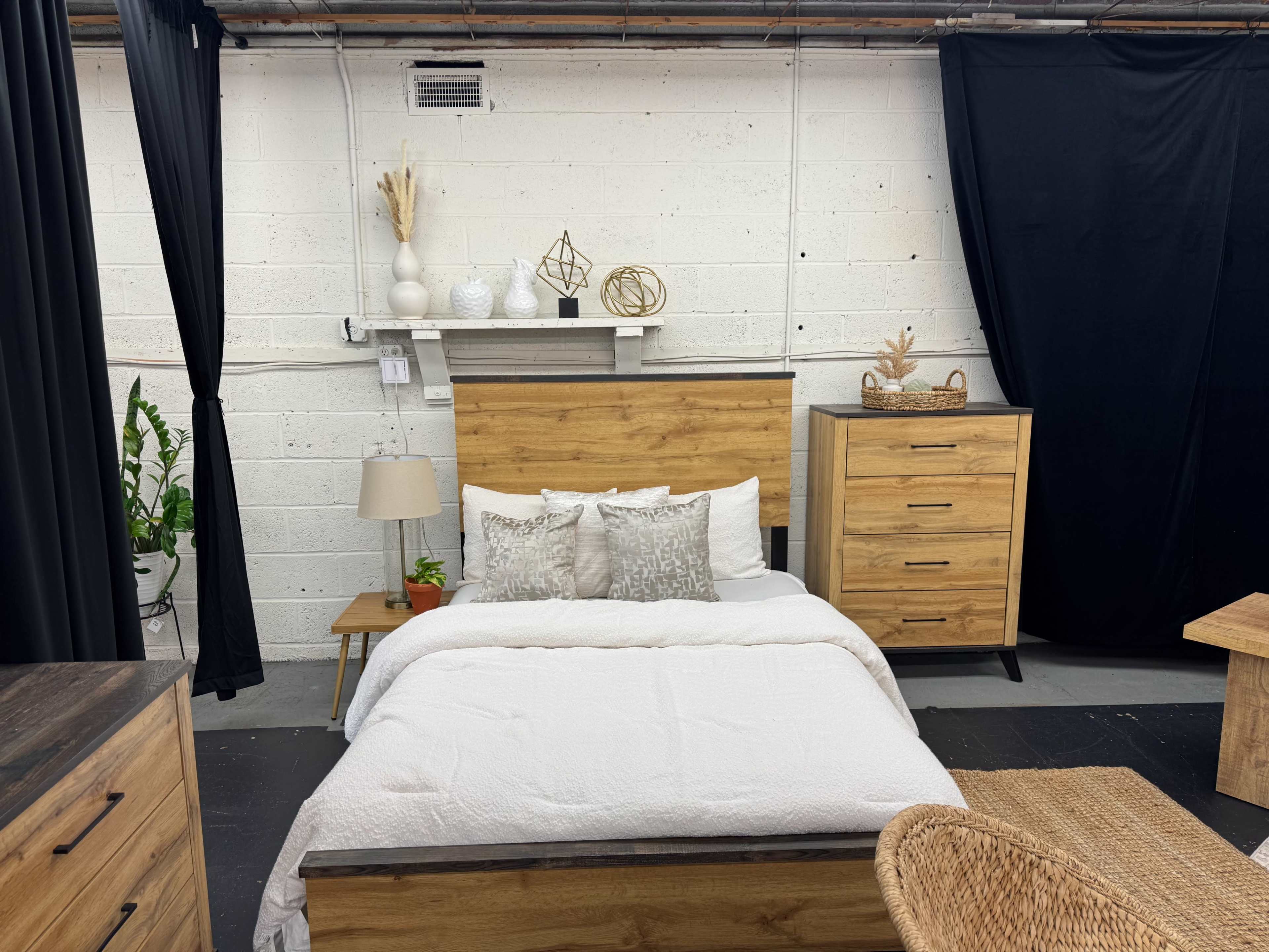 Downtown Studio with chic, modern and classic vibes Image in Hyattsville, hyattsville, MD