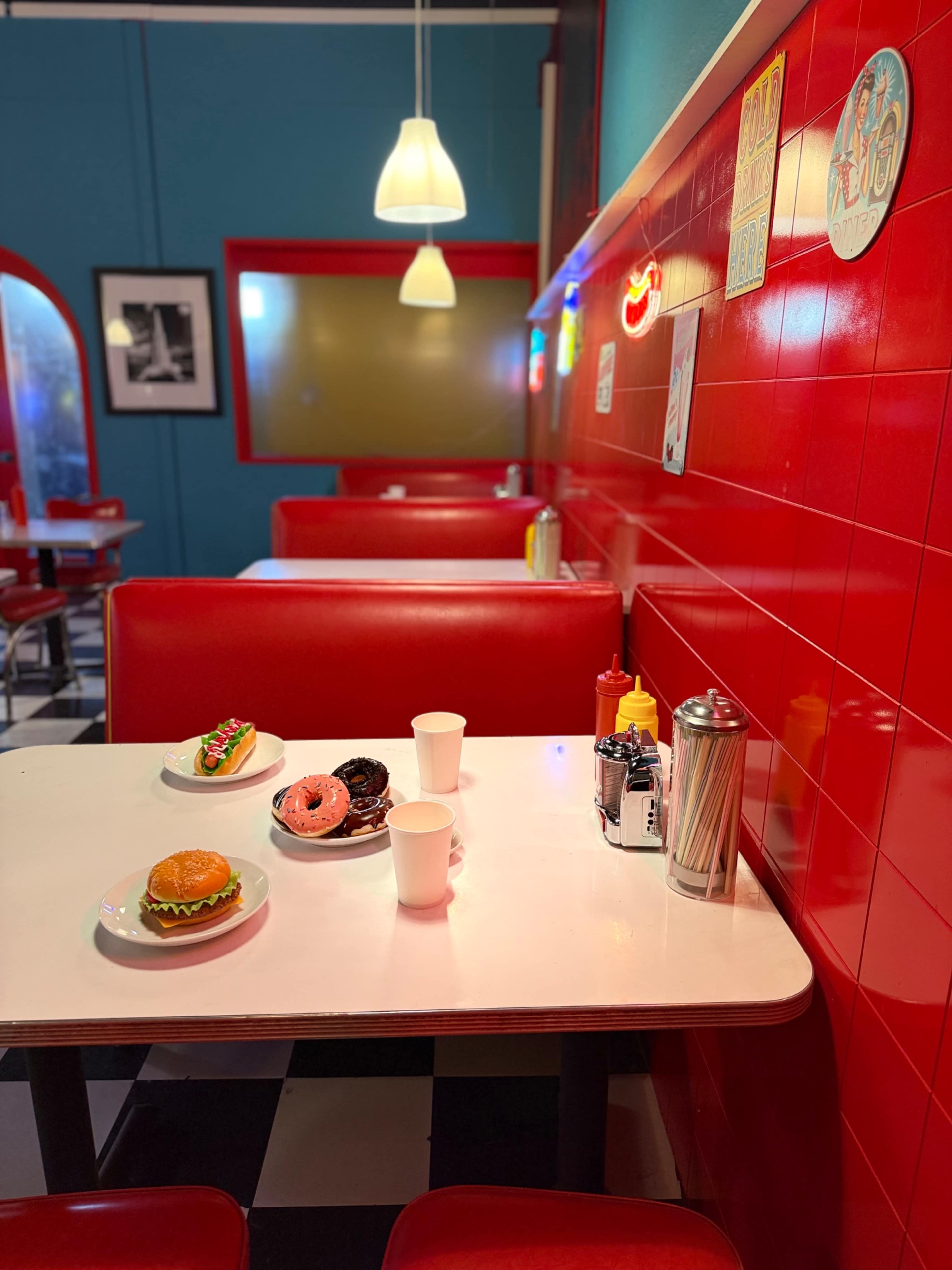 Retro 1950’s Diner Cafe Standing Set Image in Central LA, Los Angeles, CA