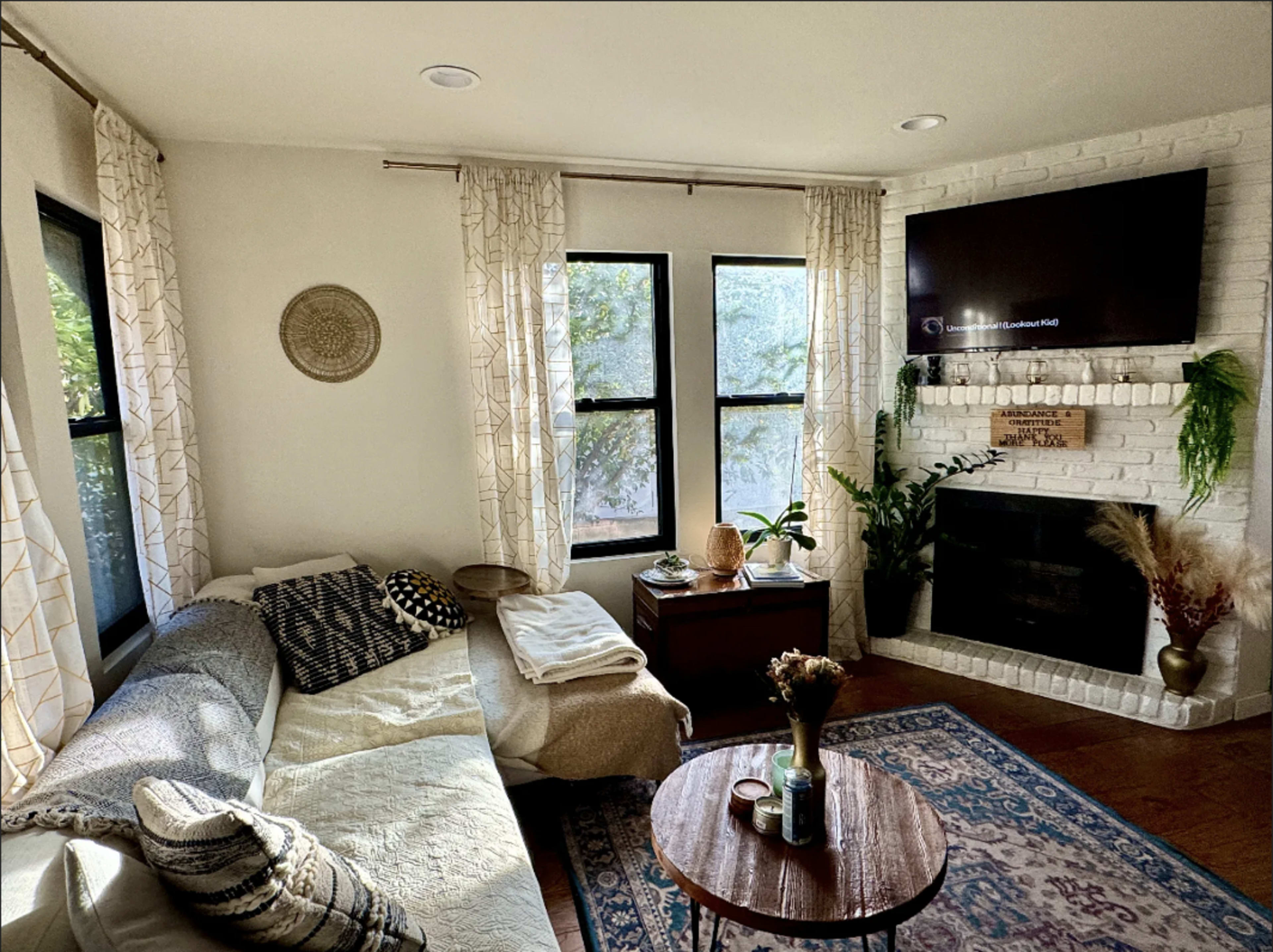 Charming Stylish Family Townhome Image in Alhambra, Alhambra, CA