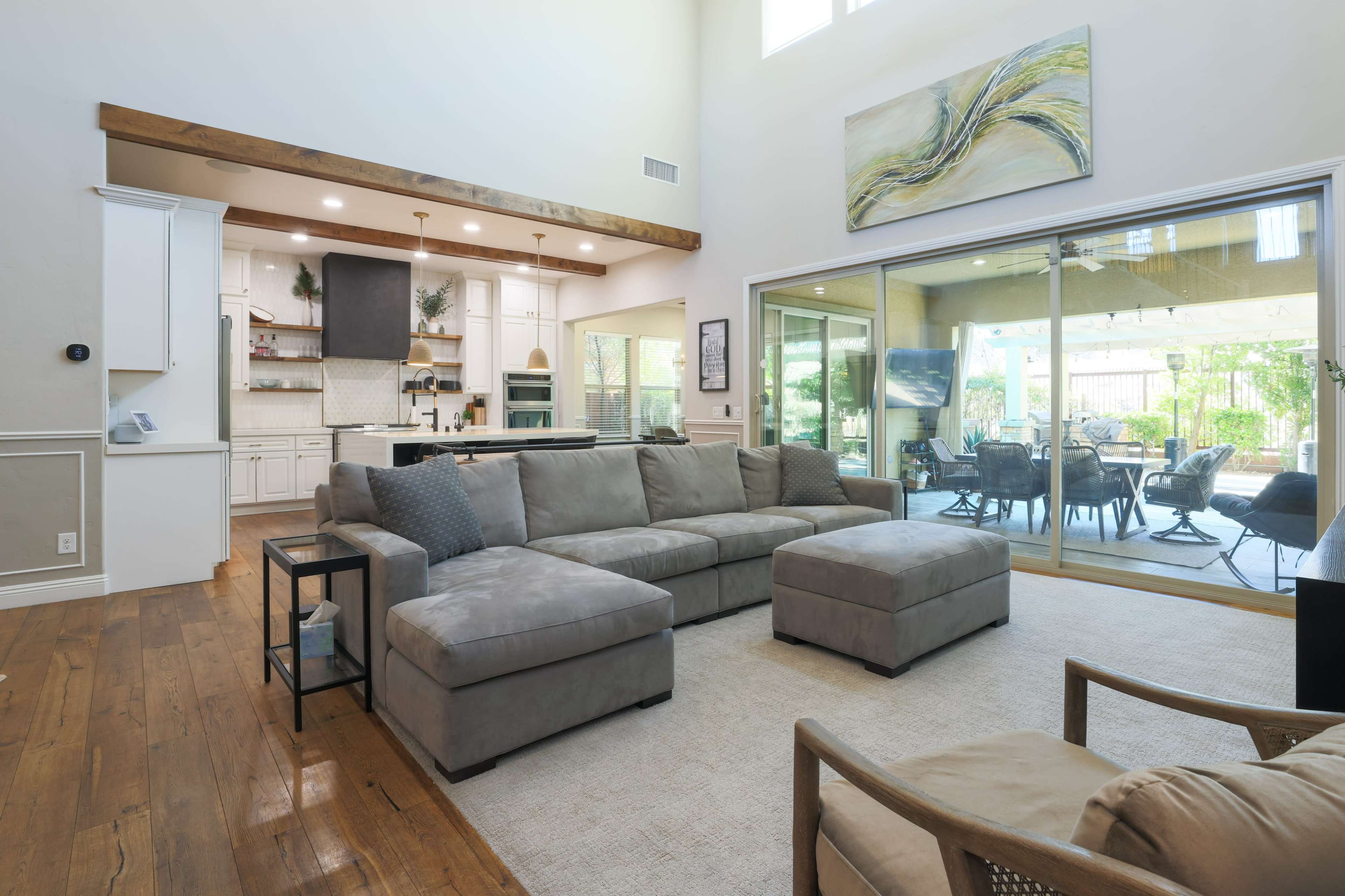 Chic, Modern, Spacious Single-Family Home Image in Summerlin, Las Vegas, NV