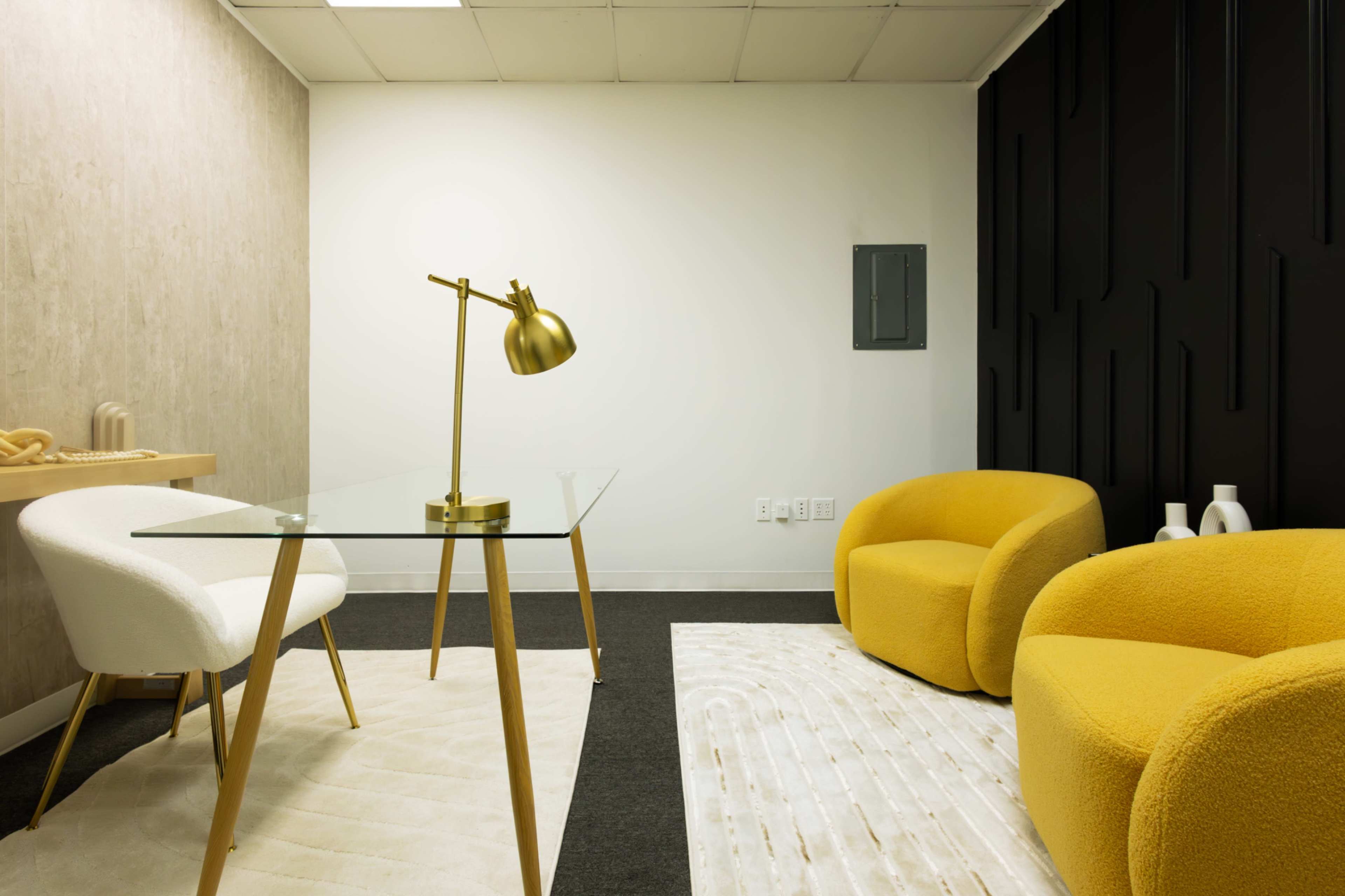 Luxury Office Space Image in Gwinnett Village, Norcorss, GA