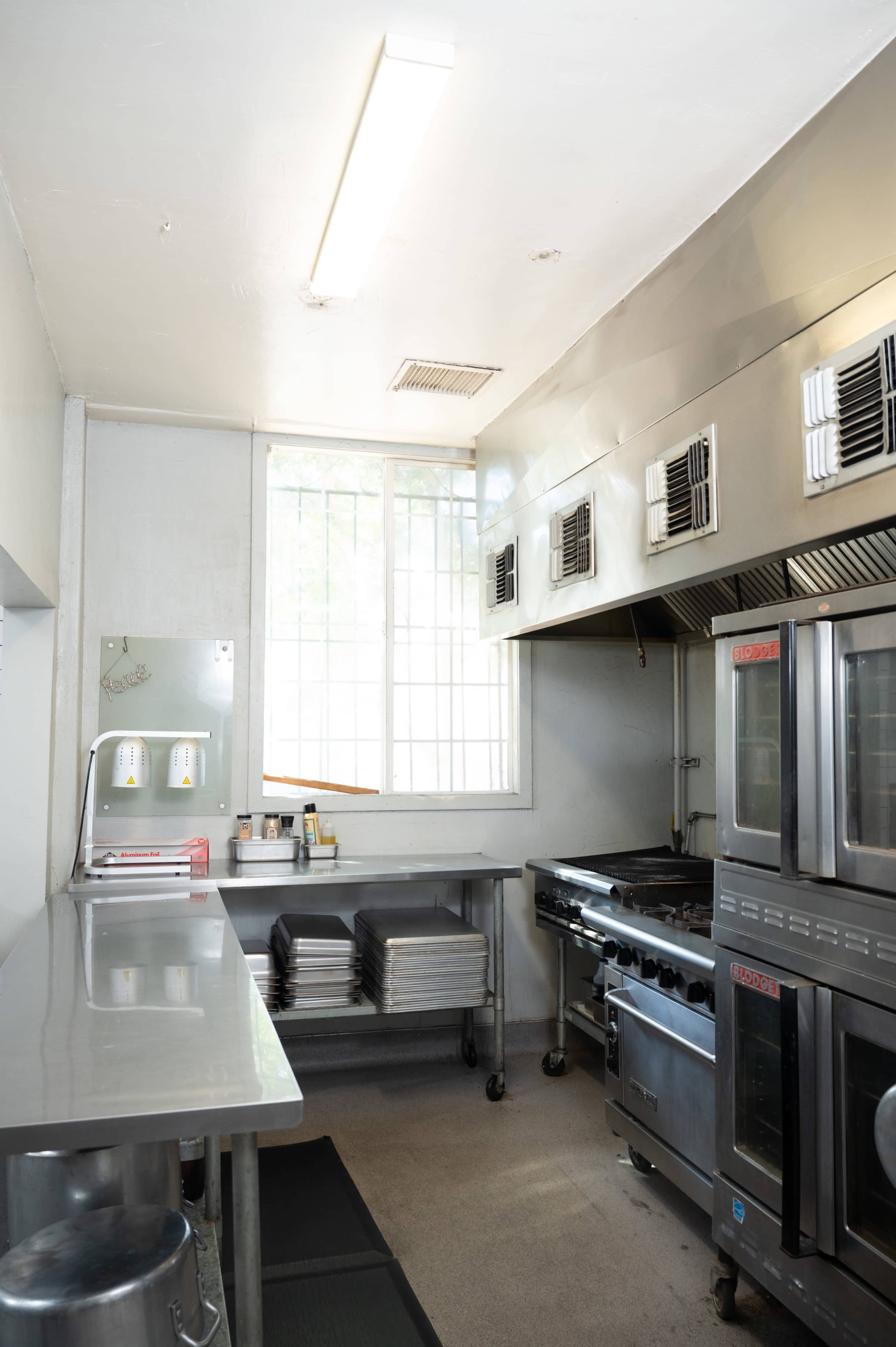 Fully Equipped Commercil Kitchen in Sacramento Image in Curtis Park, Sacramento, CA