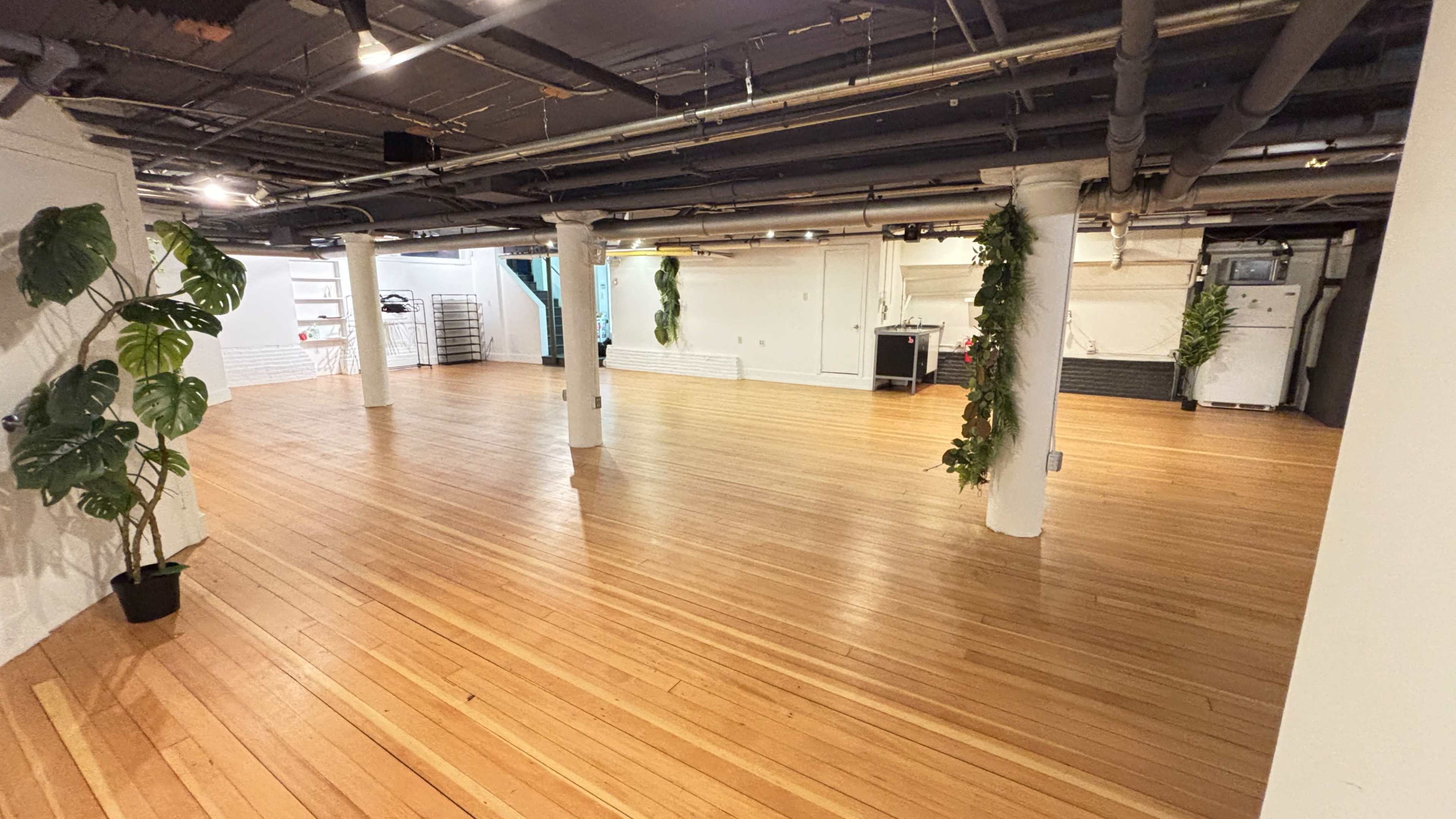 Multipurpose, Spacious & Serene Studio in Boston Image in Leather District, Boston, MA