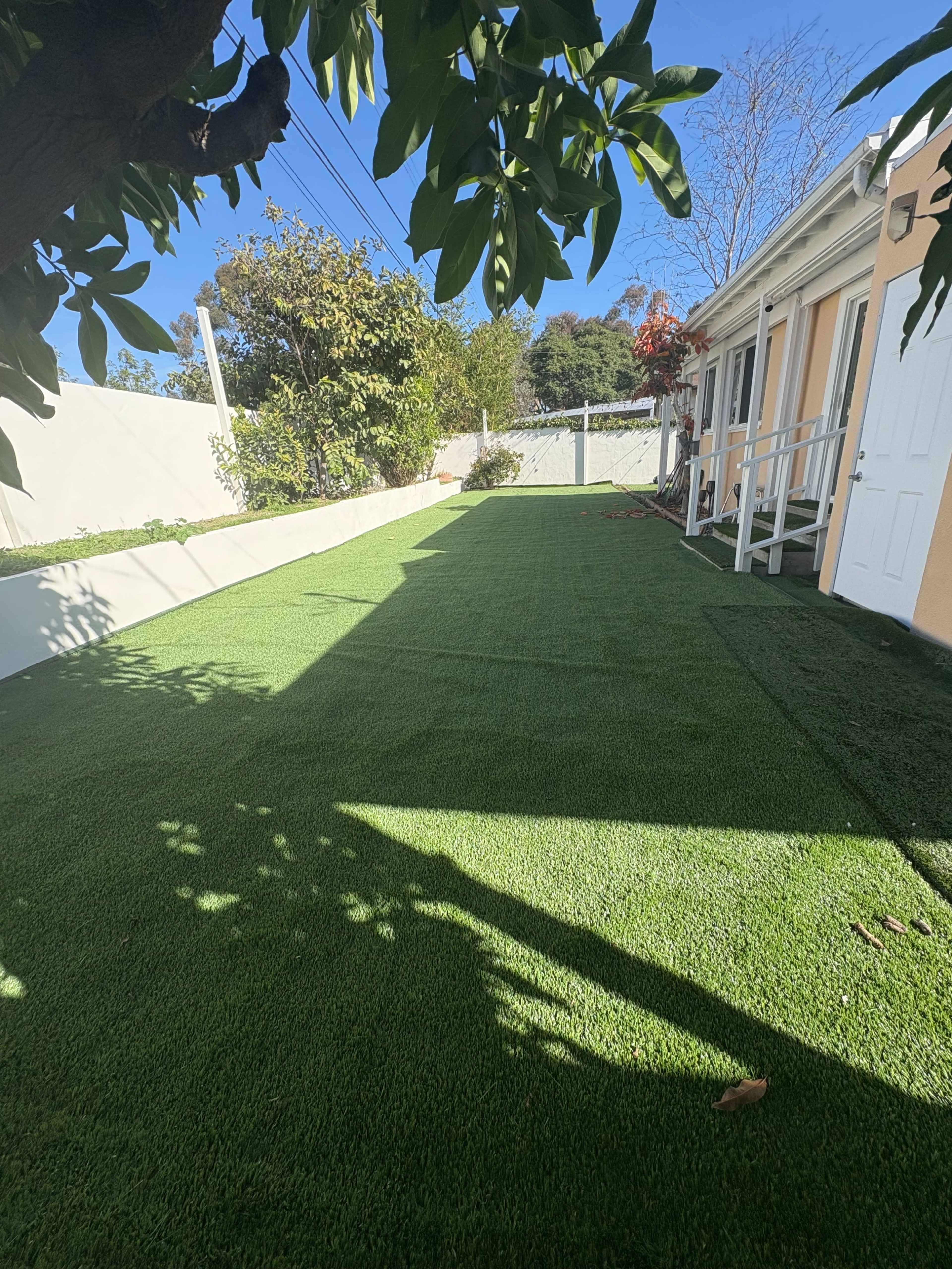 Outdoor Oasis Image in HollyGlen, hawthorne, CA