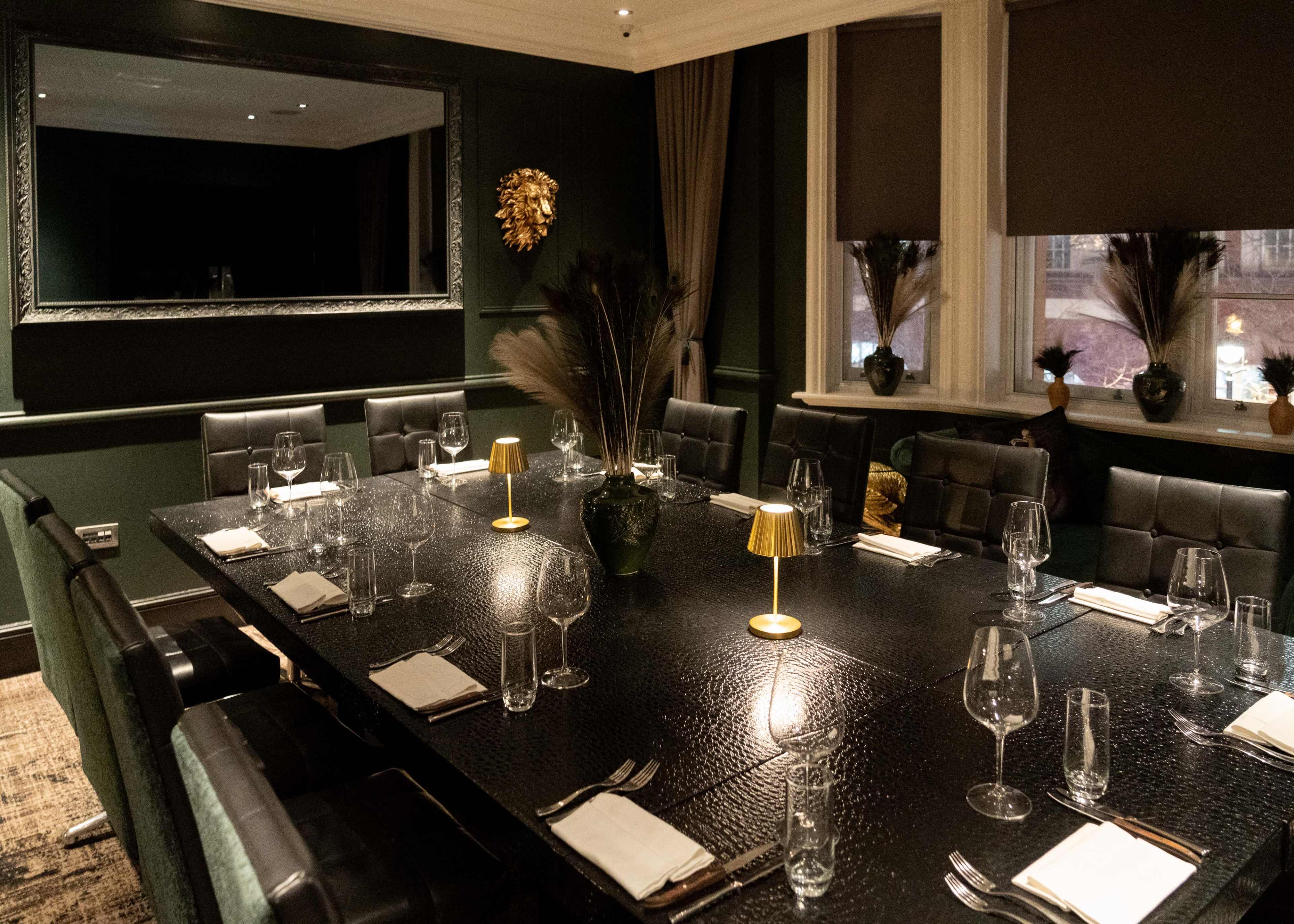 Private Meeting Room in Casino Image in West End, London, ENG