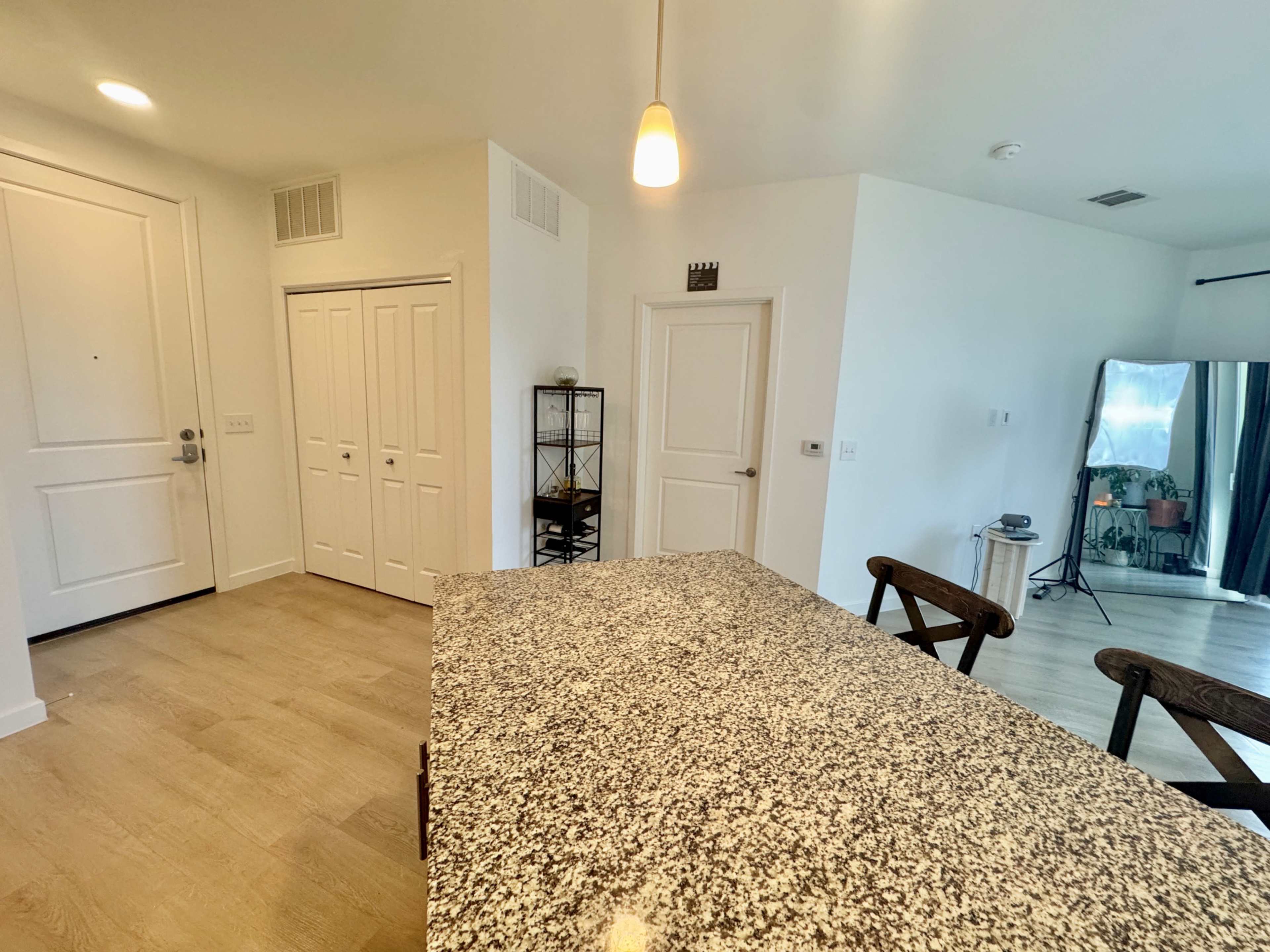 Chic Studio Space at the Edge of Allen & Plano – Perfect for Creative Gatherings & Photoshoots Image in Allen, Allen, TX
