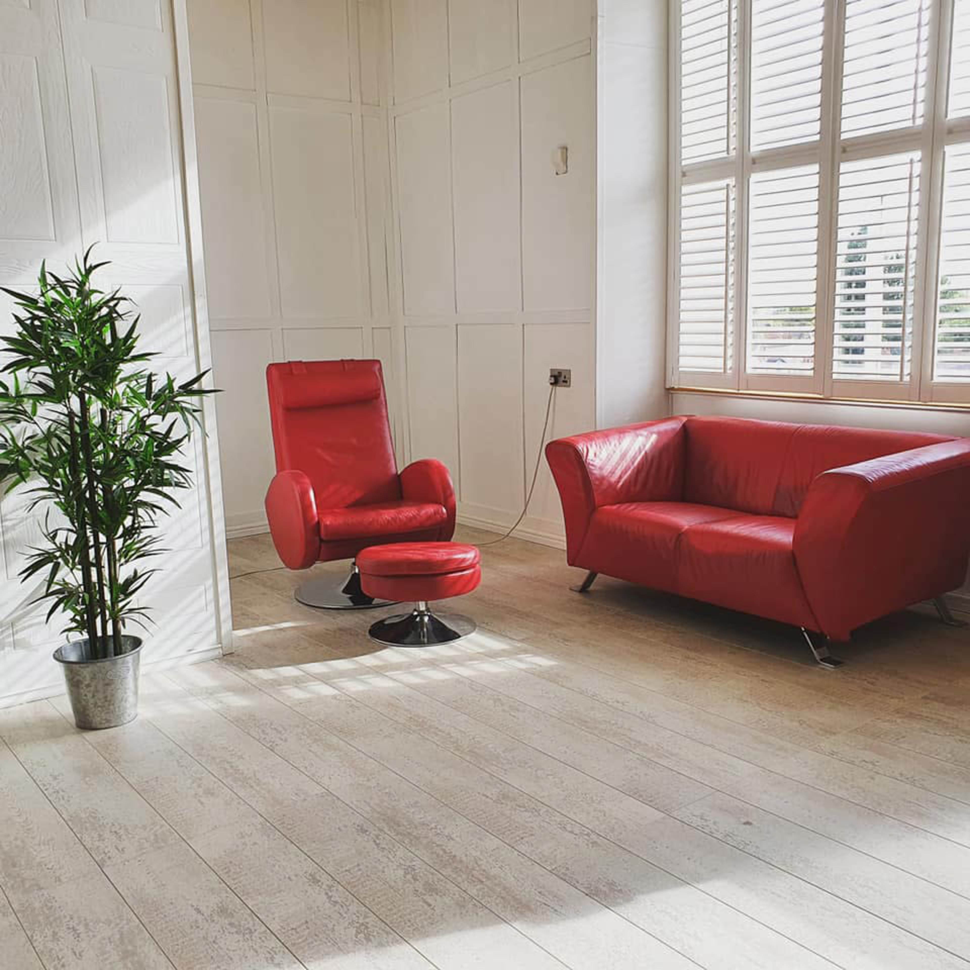 The Daylight Space - Huge windows - Old Cotton Mill - Loft Apartment vibe Image in Stockport, Stockport, ENG