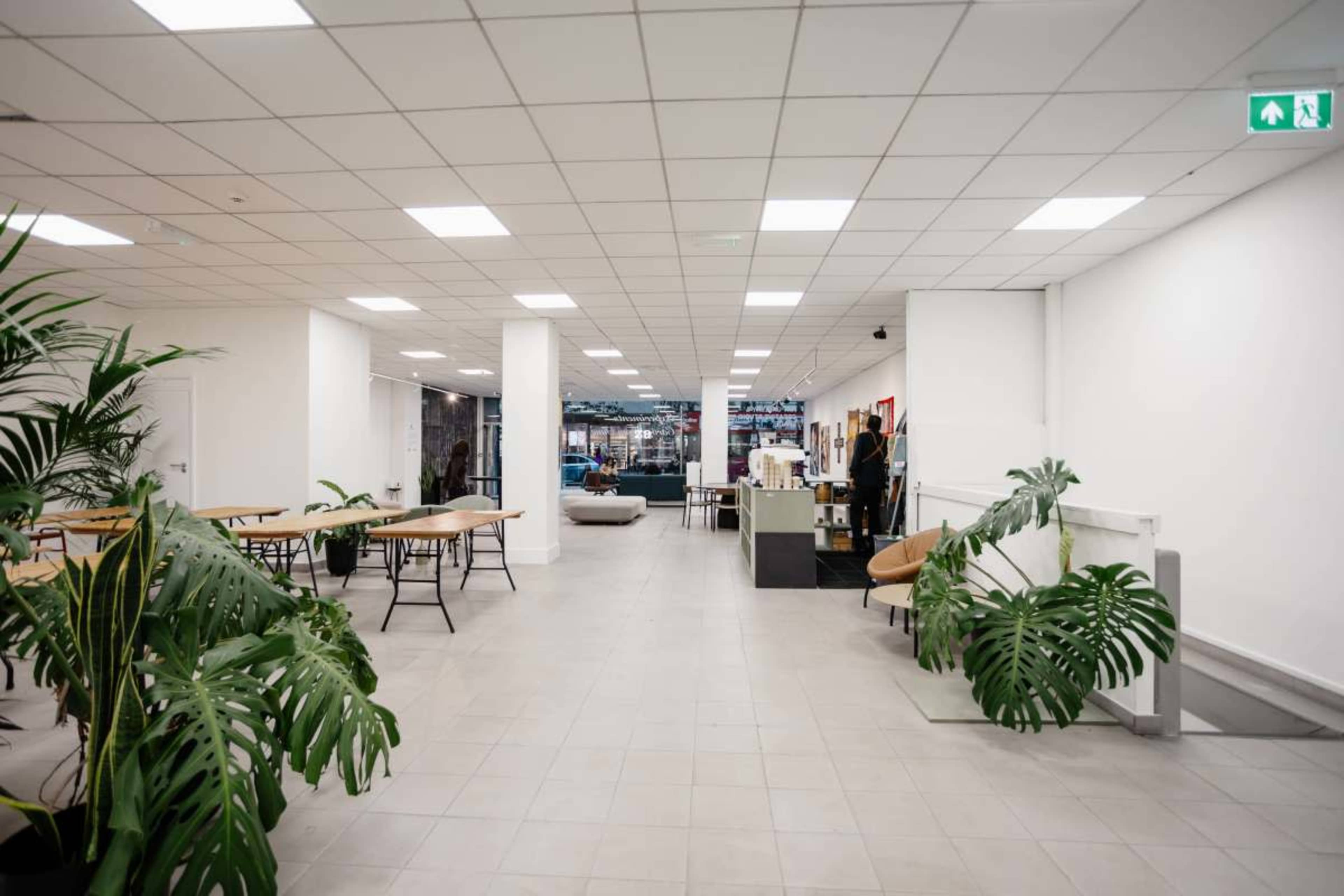 Bright Artist Studio in Central Gallery Space – Ideal for Workshops & Creative Sessions Image in Marylebone, London, ENG