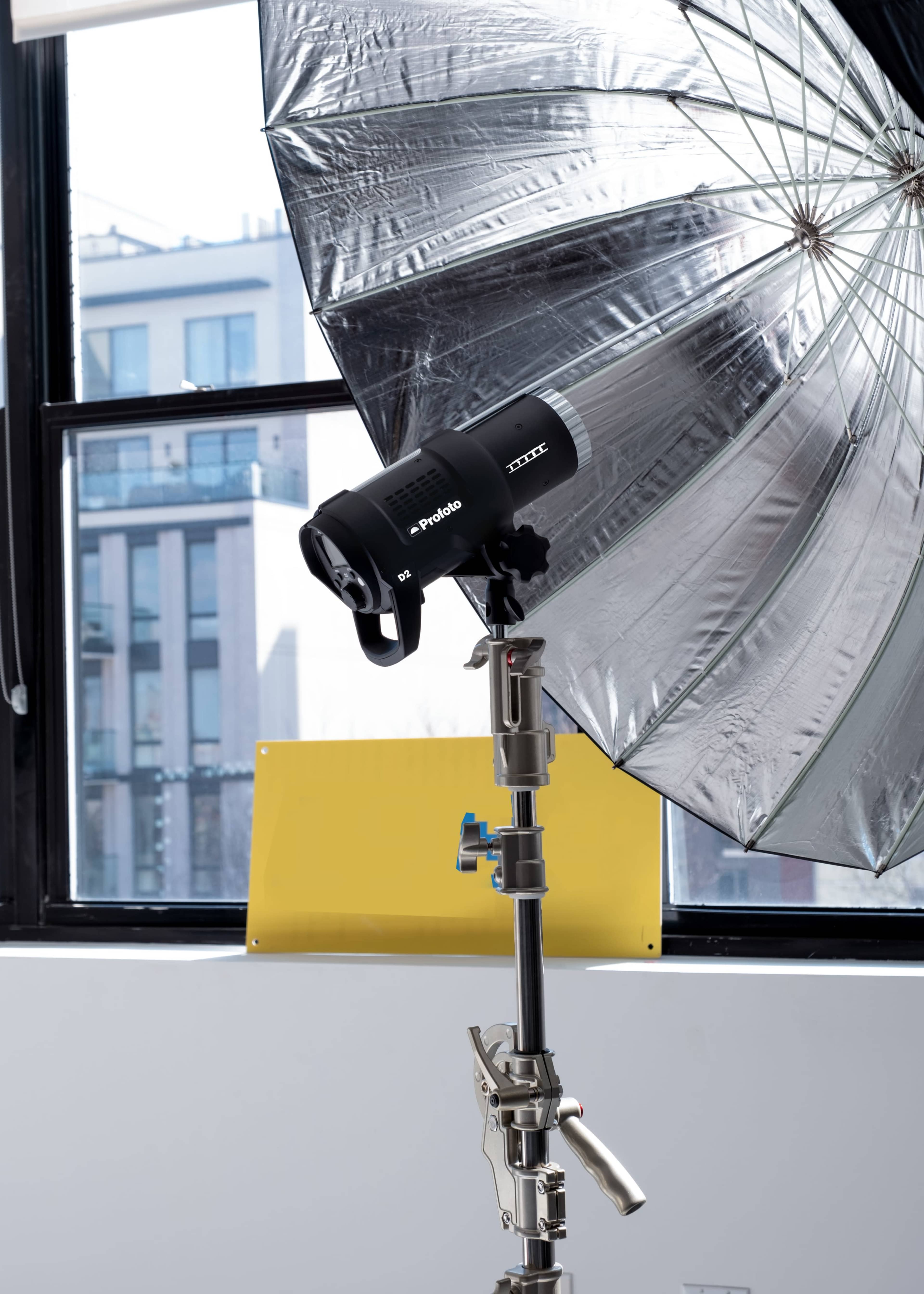 1000 sq ft Day Light Studio / CYC Wall / Brooklyn Dean St / Profoto, Eq Included / Aputure Video Lights / Image in Crown Heights, Brooklyn, NY