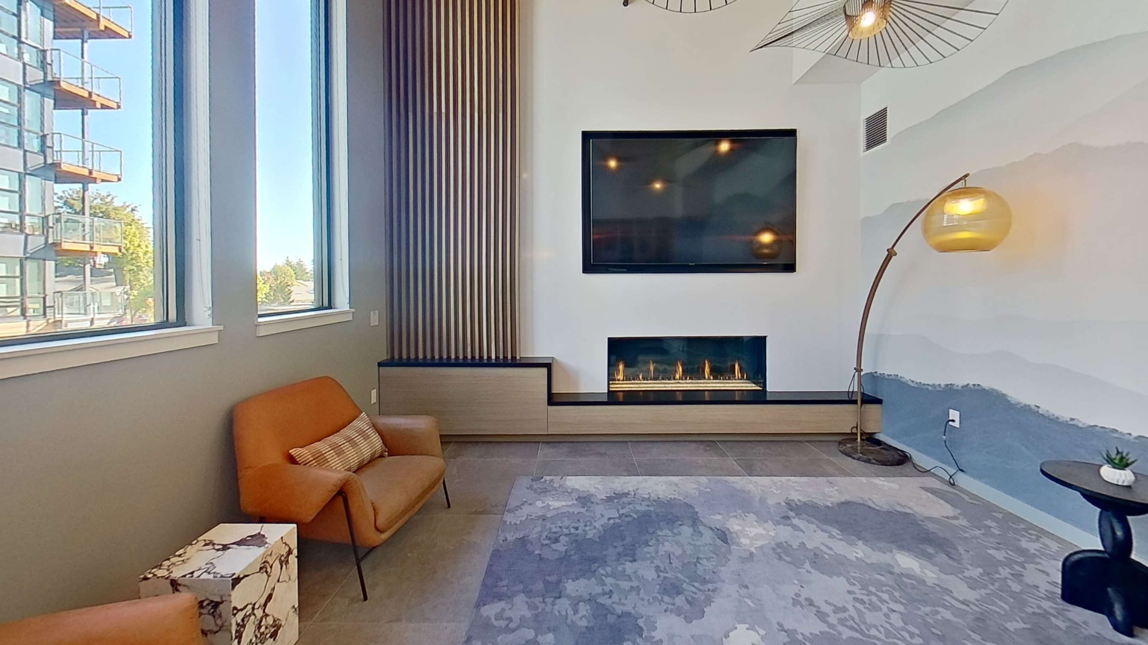 Modern Lounge located in Redmond! Image in Overlake, Redmond, WA