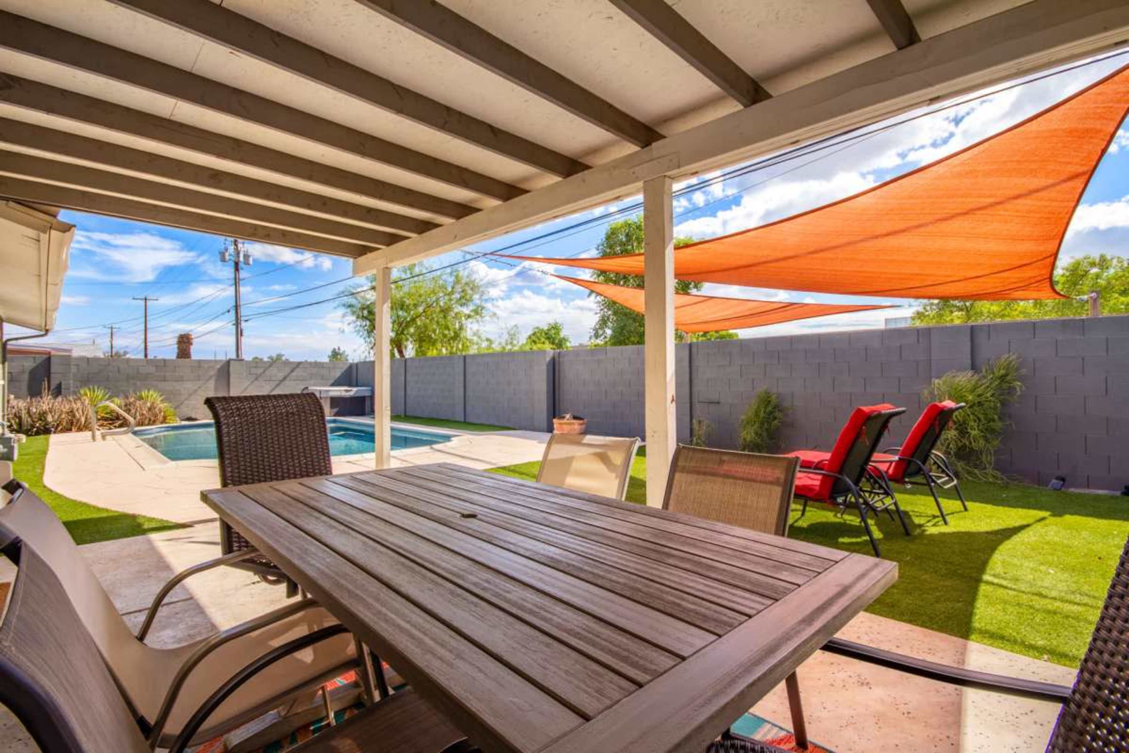 Desert Pool Paradise Near ASU – Perfect for Small Gatherings Image in Tempe, Tempe, AZ