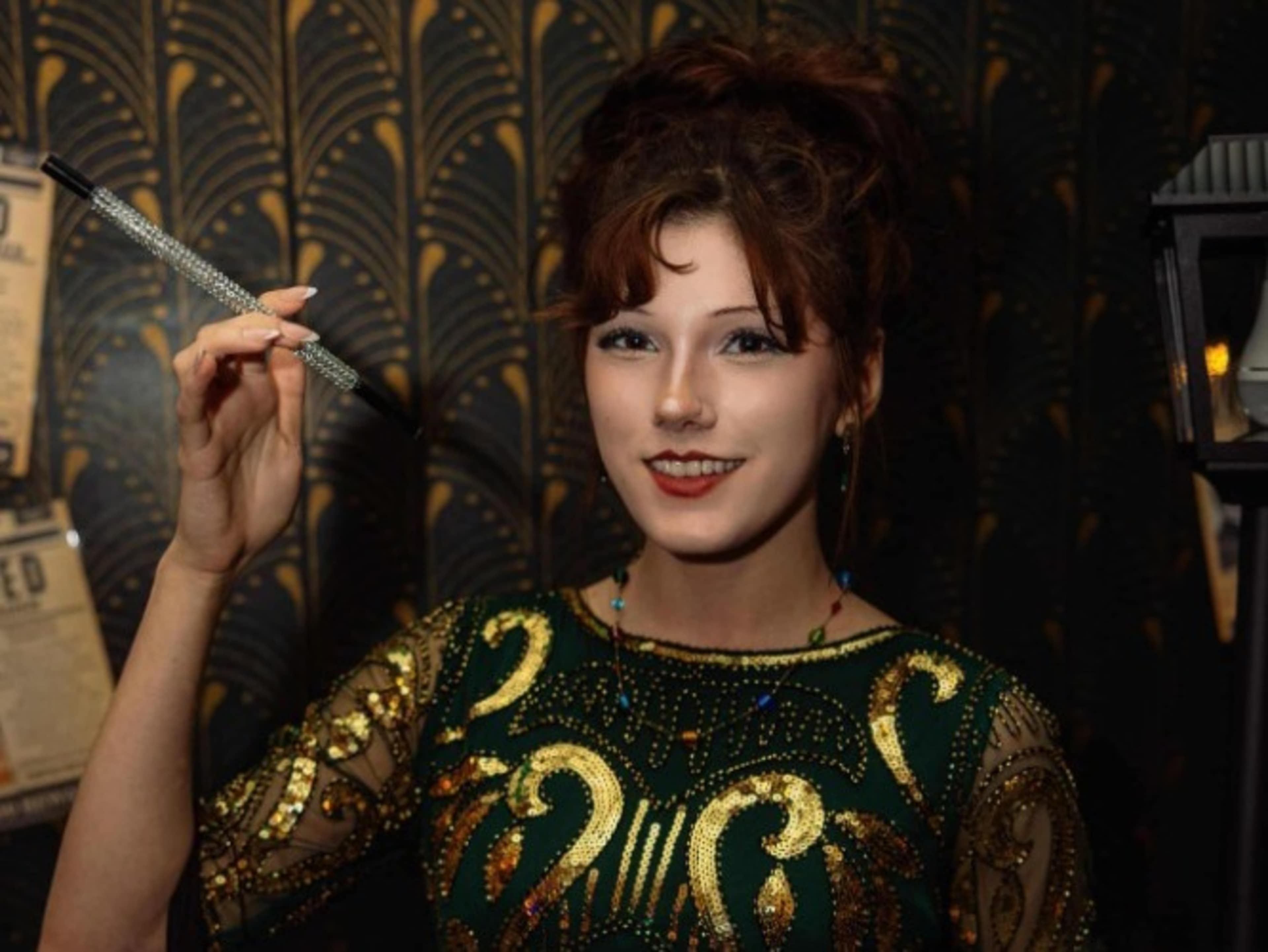 Authentic Cigar Girl 