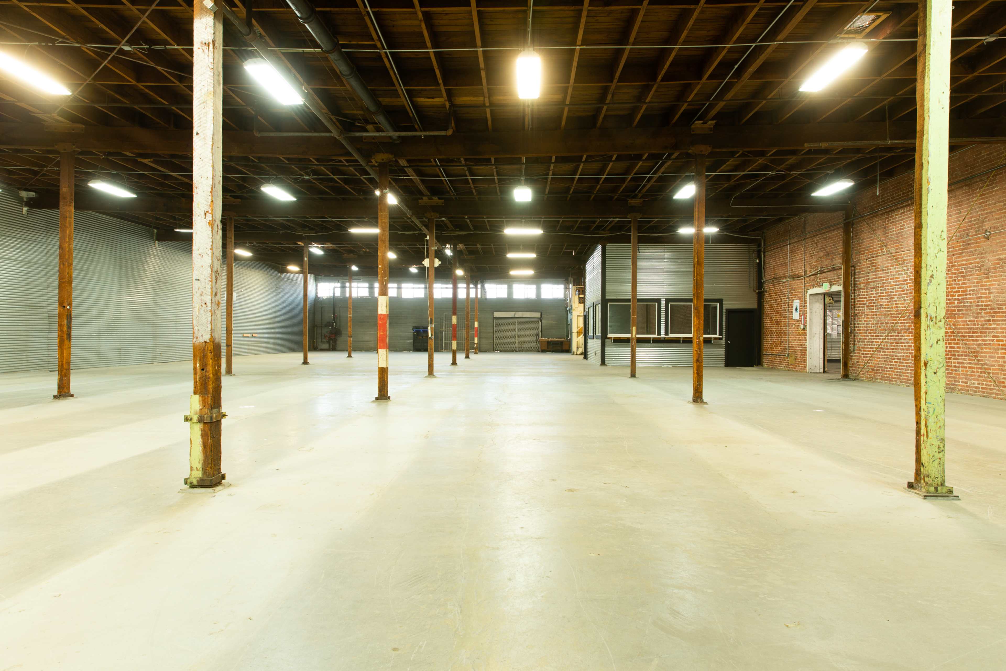 VERSATILE WAREHOUSE COMPLEX: FILM, PHOTO & EVENT Image in South Los Angeles, Los Angeles, CA