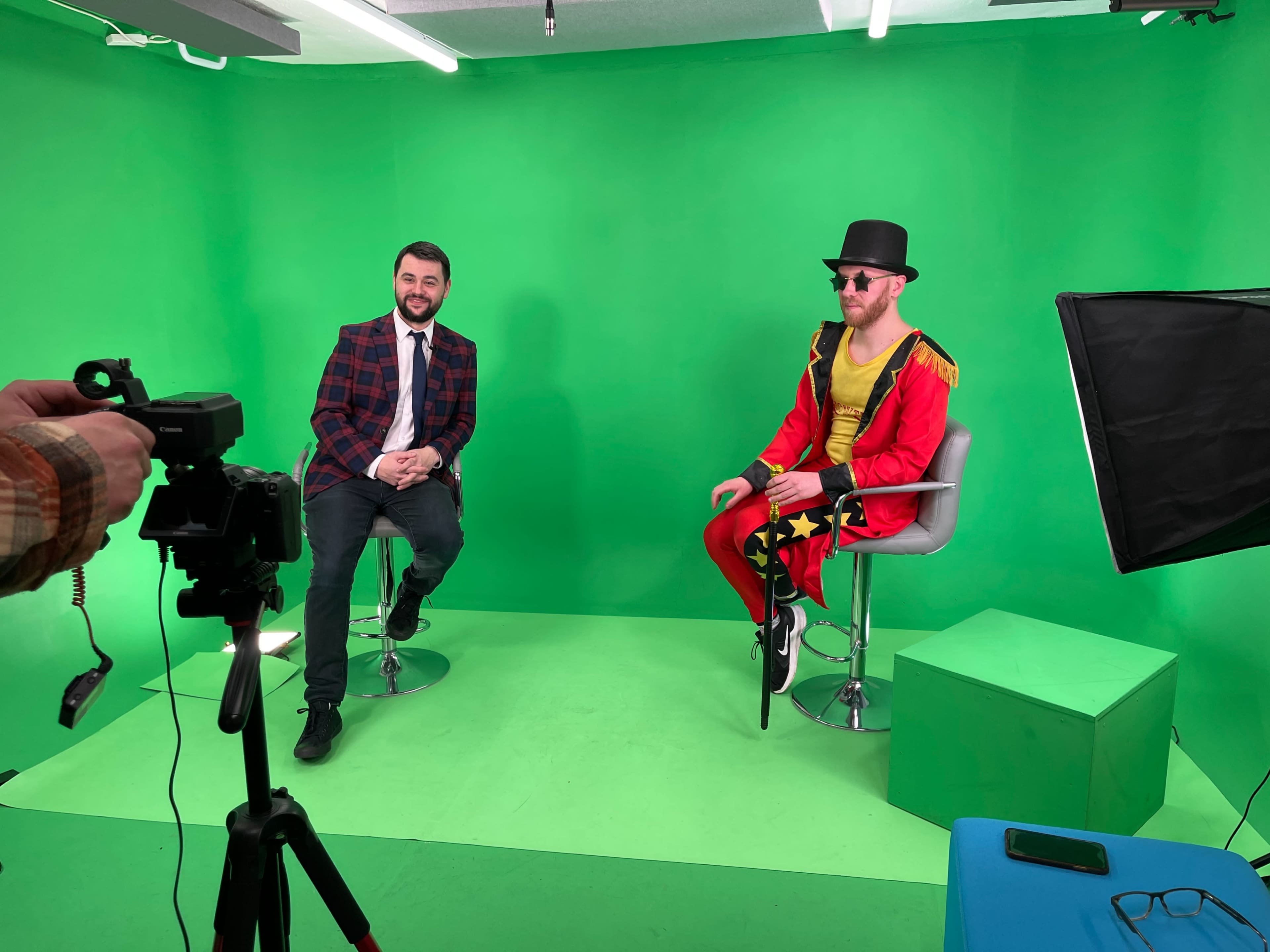 Cycloramic green screen studio, podcast studio & Video studio - Uxbridge, West London Image in Uxbridge, London, ENG