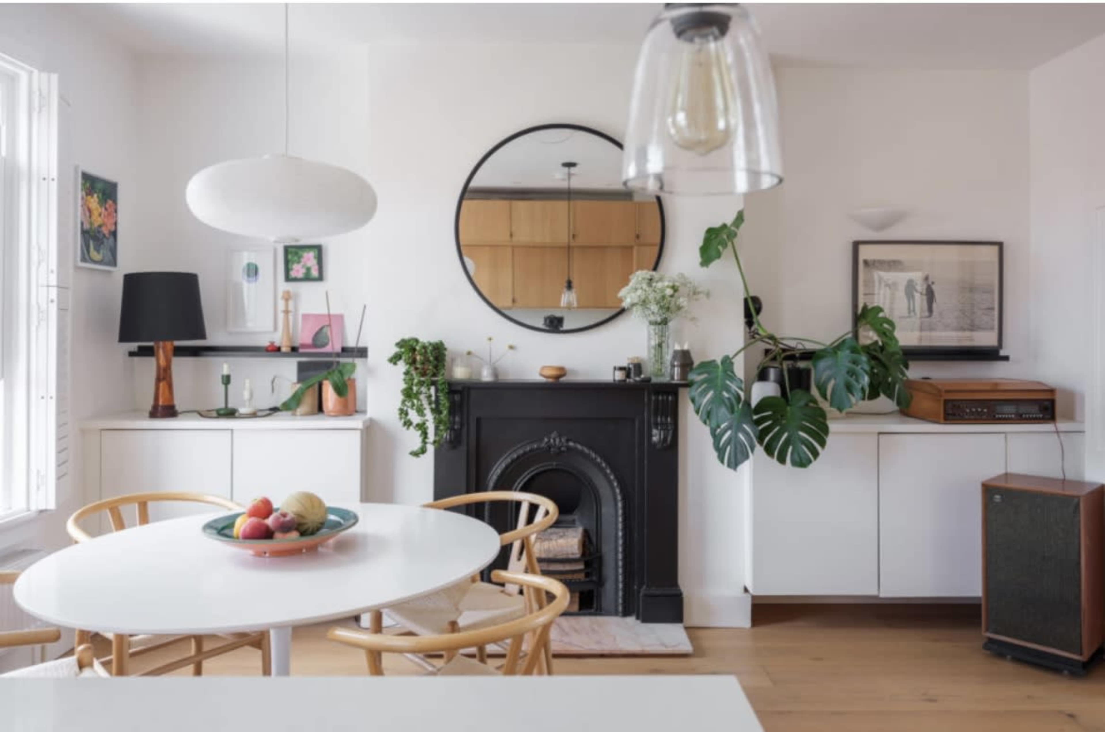 North London open plan kitchen, dining and living room. Image in London, London, ENG