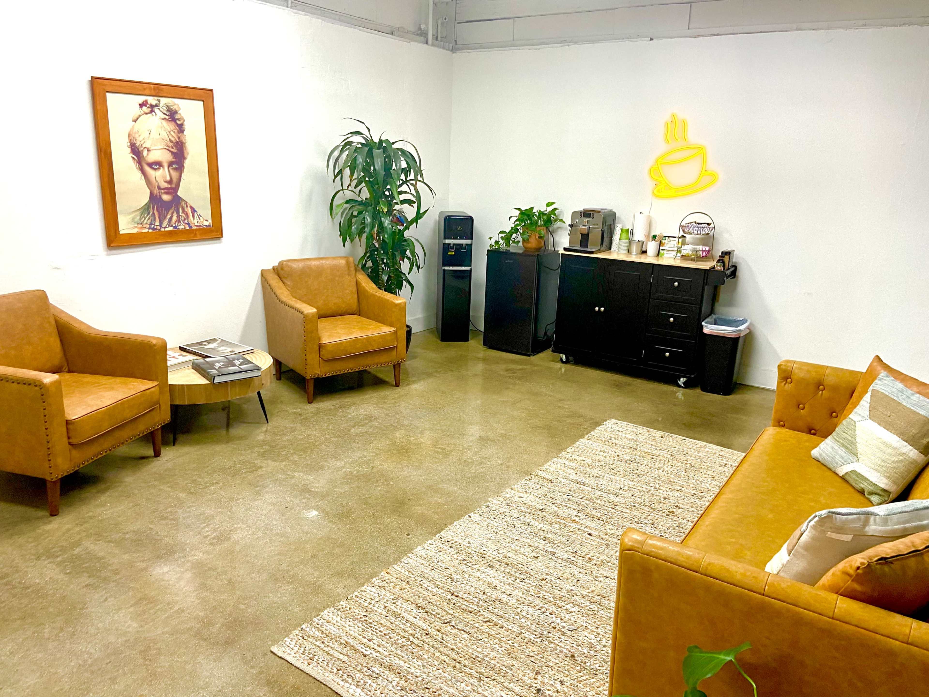 Multi-room event space for flexible, creative gatherings Image in Burbank, Burbank, CA