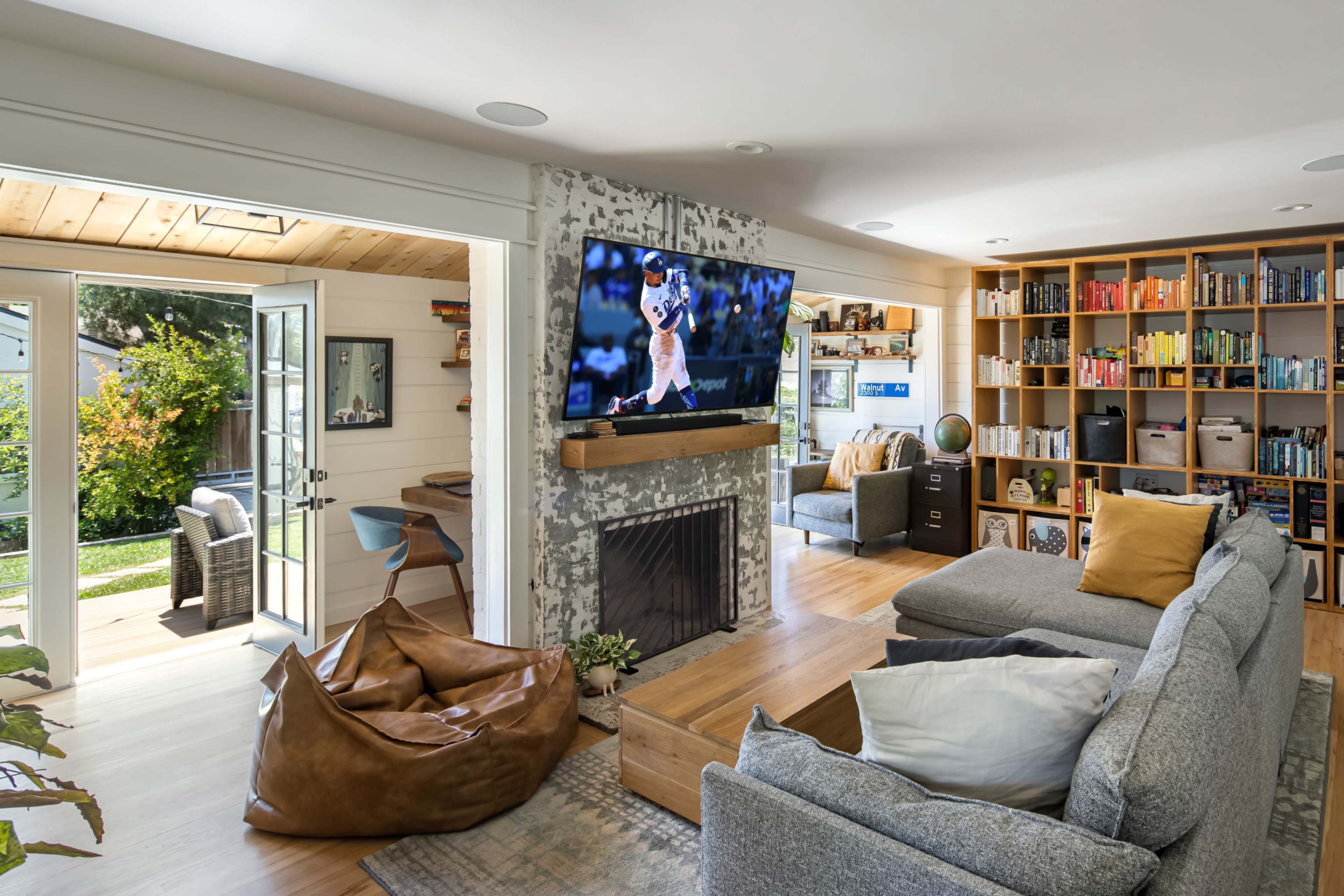 Canoga Garden Cottage Image in Winnetka, Canoga Park, CA