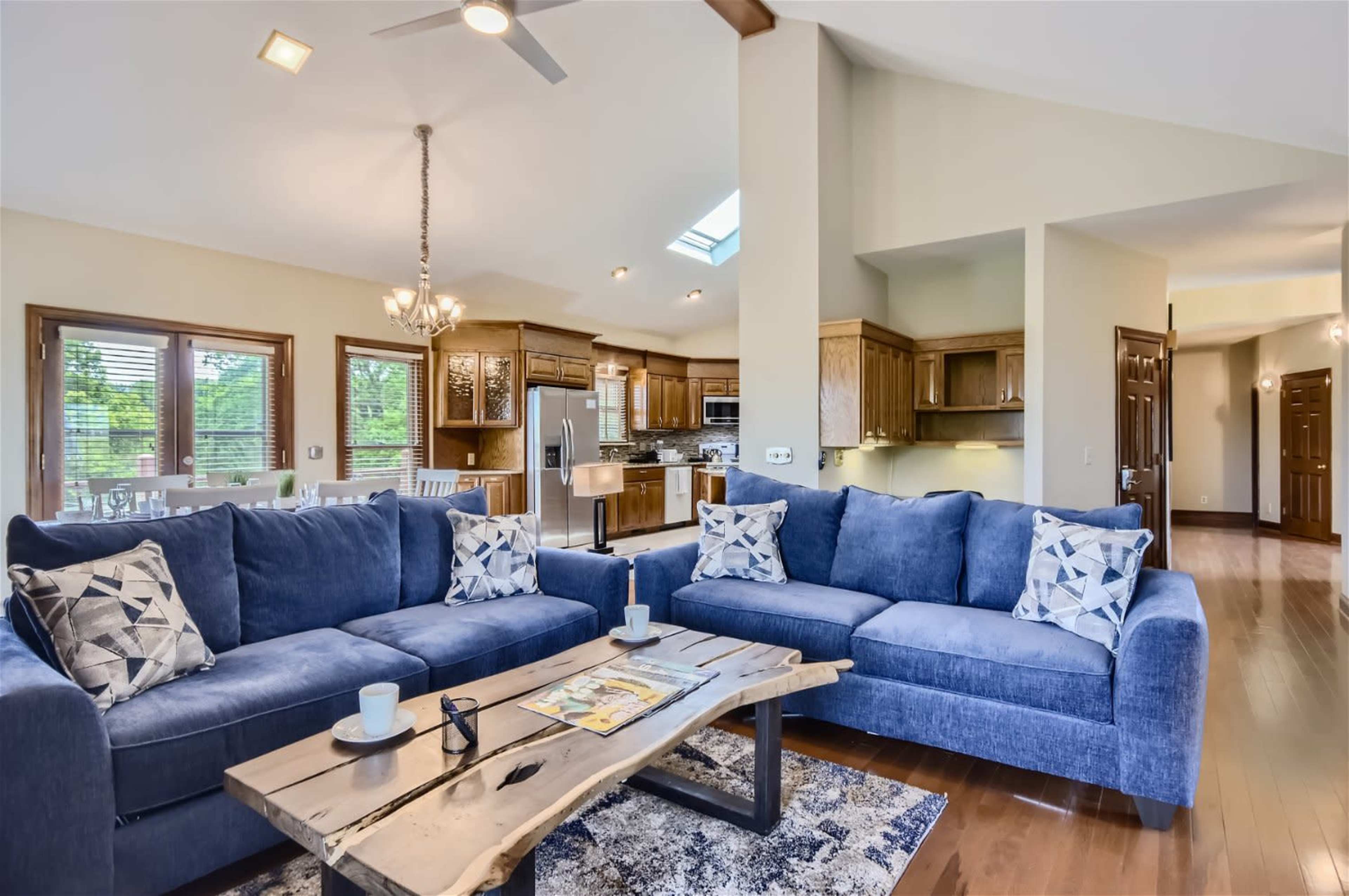 5 Acre 2500 SQFT Country House Near Nashville! Image in , Franklin, TN
