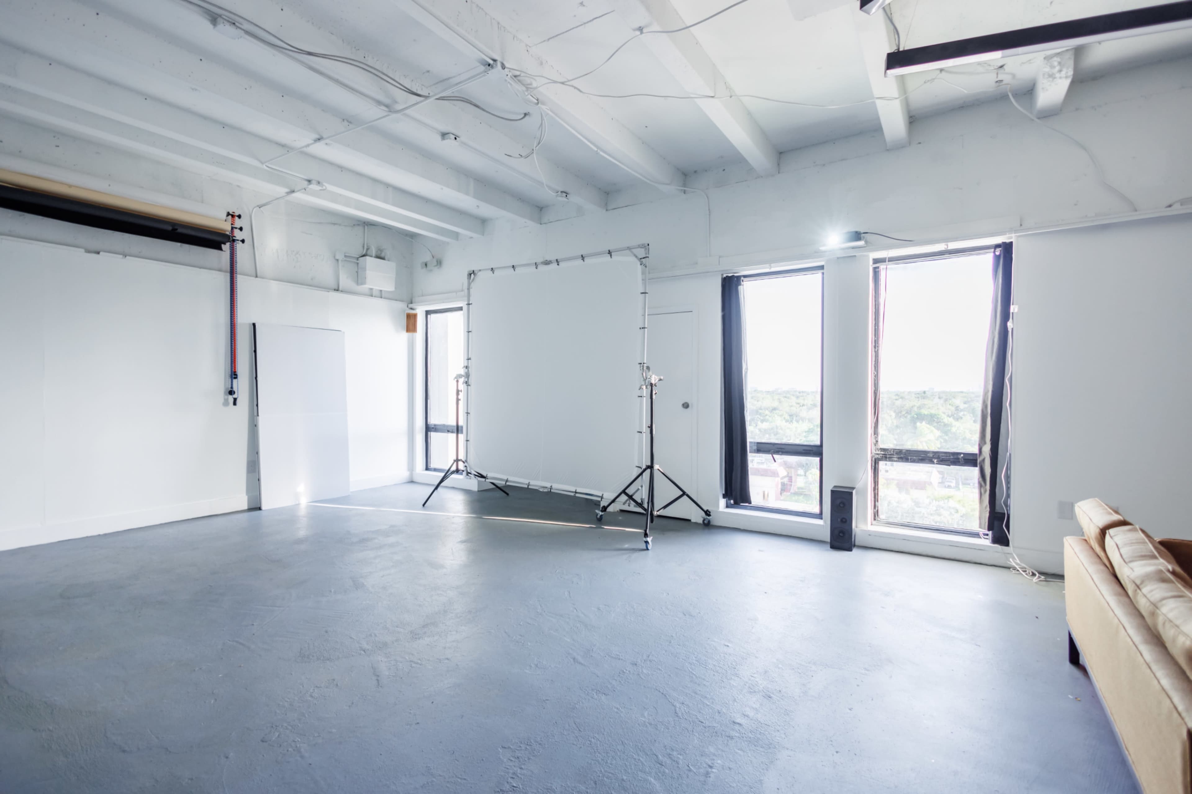 Natural Light Studio Image in North Miami Beach, Miami, FL