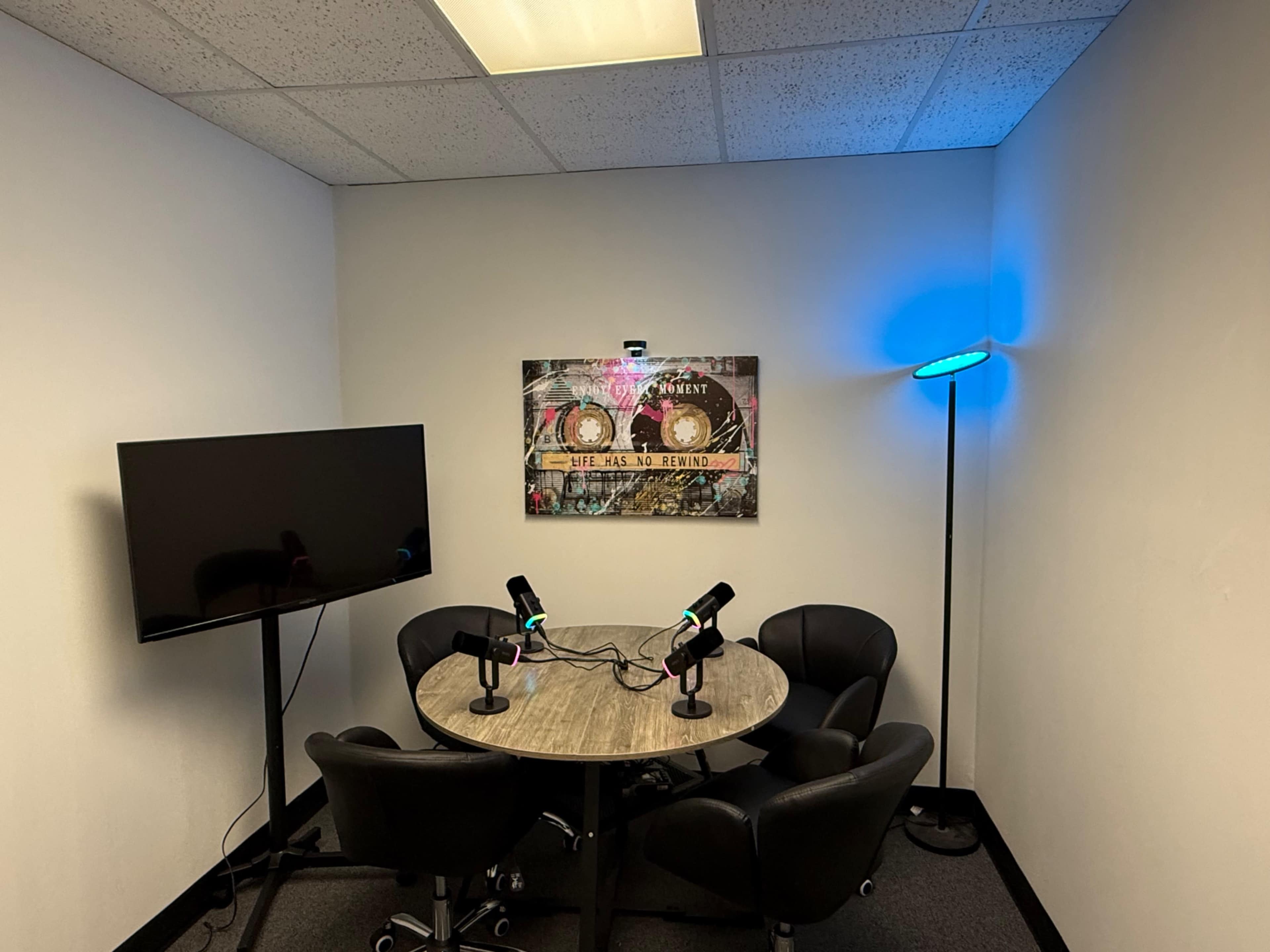 Stylish Suburban Podcast Suite Image in West Bloomfield Township, WEST BLOOMFIELD, MI