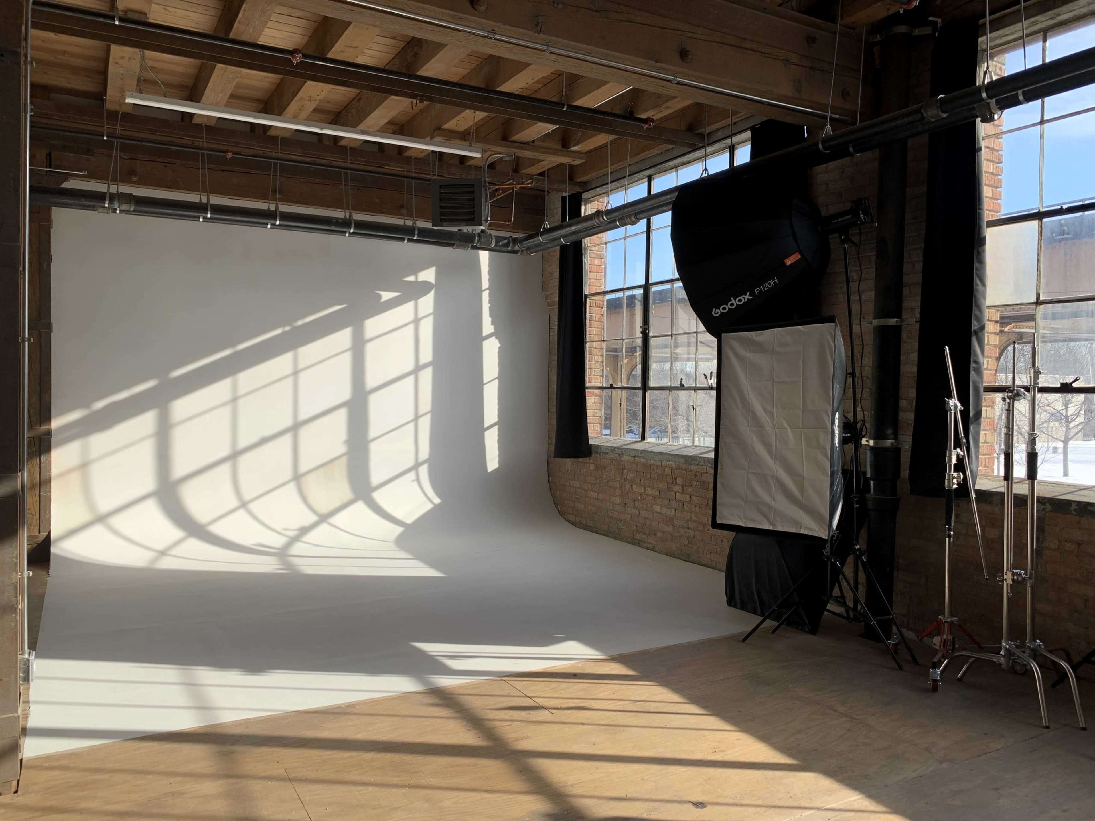 Sunny Cyclorama Studio - EQ Included Image in Garfield Park, Chicago, IL