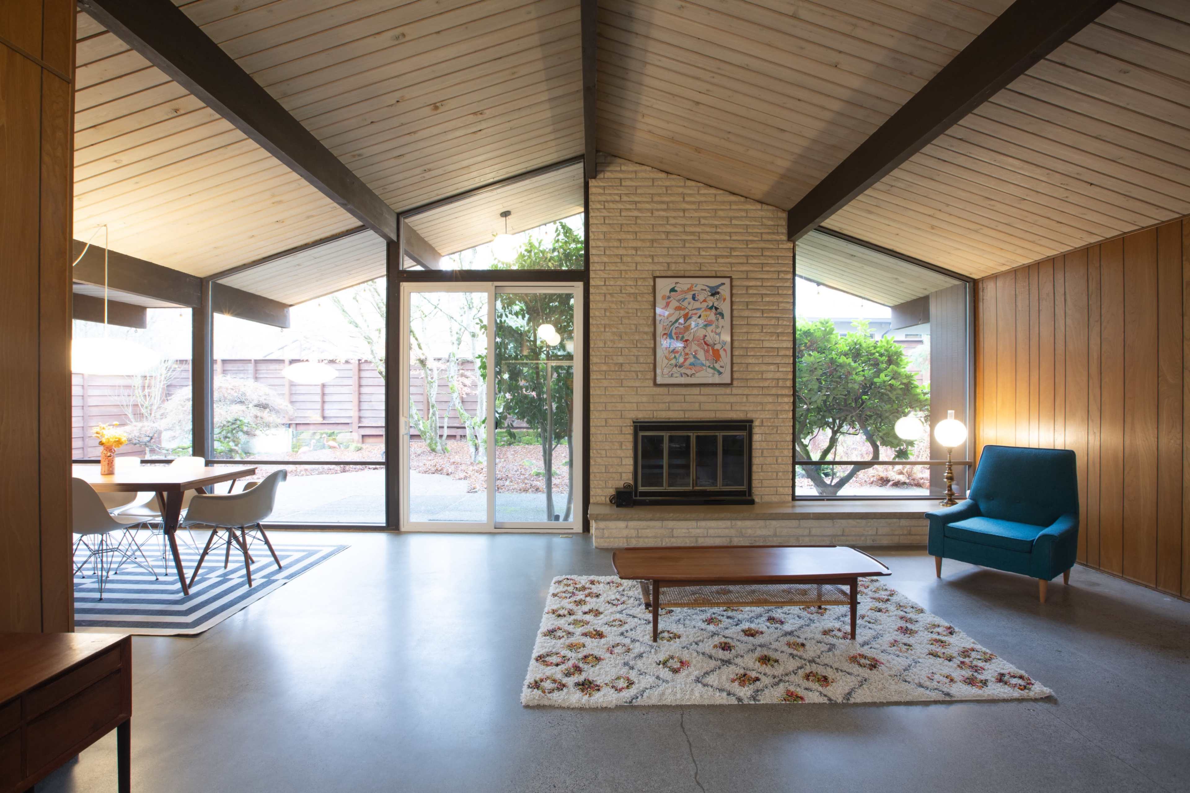 Mid-Century Rummer Atrium House with Lush Indoor Garden Image in Garden Home-Whitford, Portland, OR