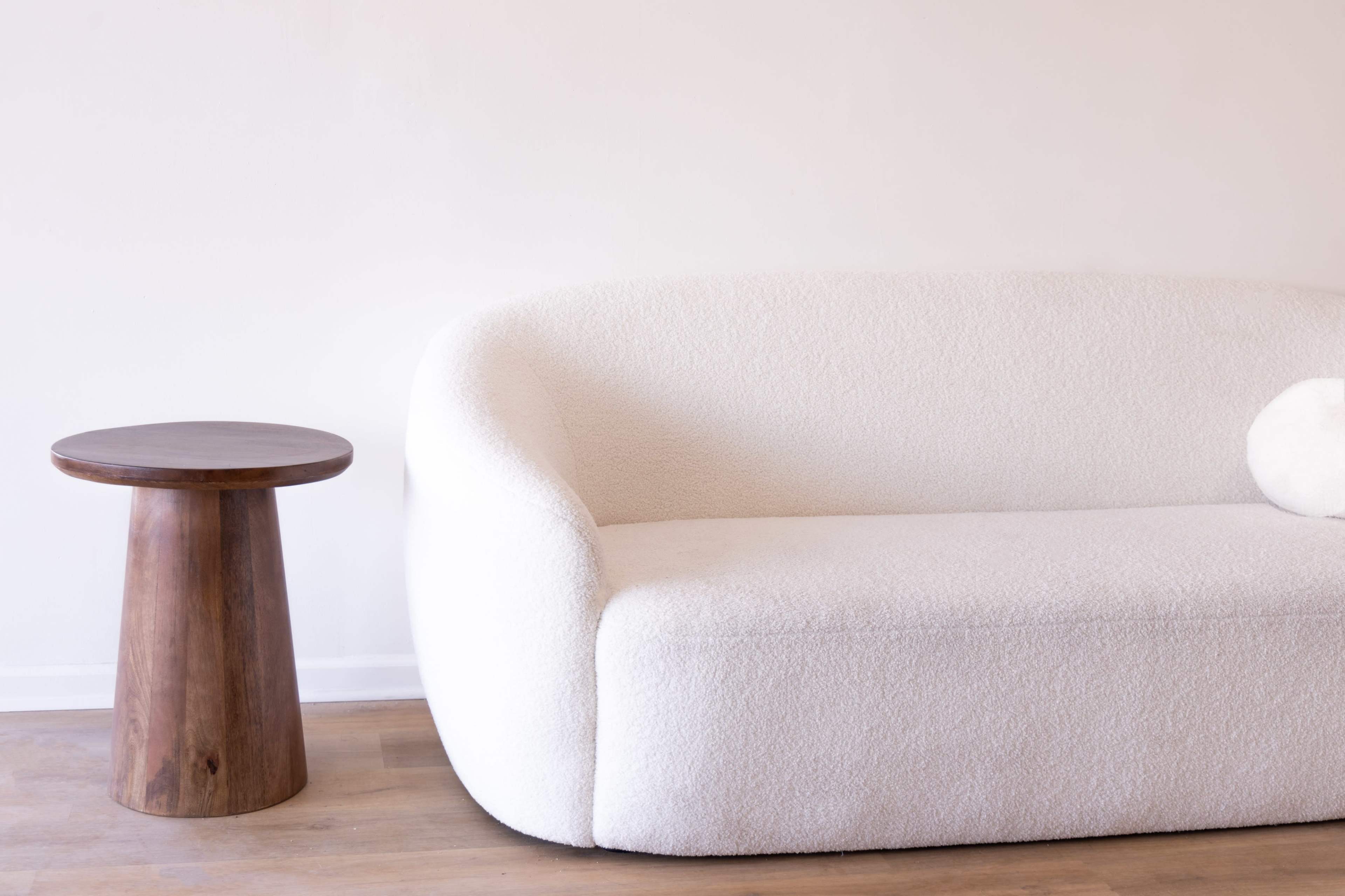 Minimalistic Vibrant Studio Image in Watsessing, Bloomfield, NJ