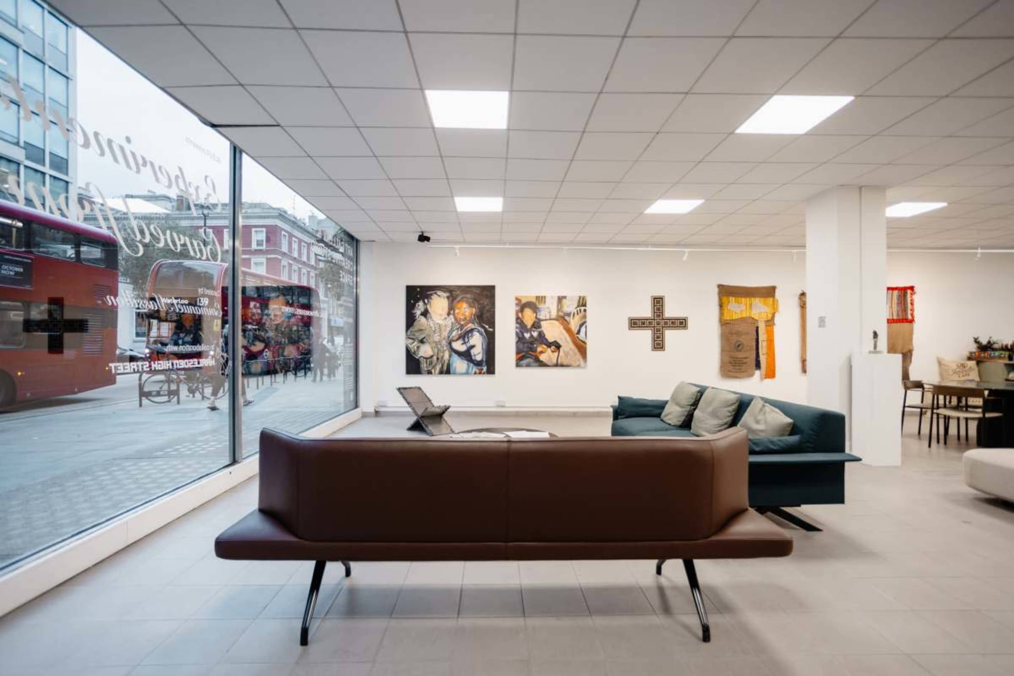 Bright Artist Studio in Central Gallery Space – Ideal for Workshops & Creative Sessions Image in Marylebone, London, ENG