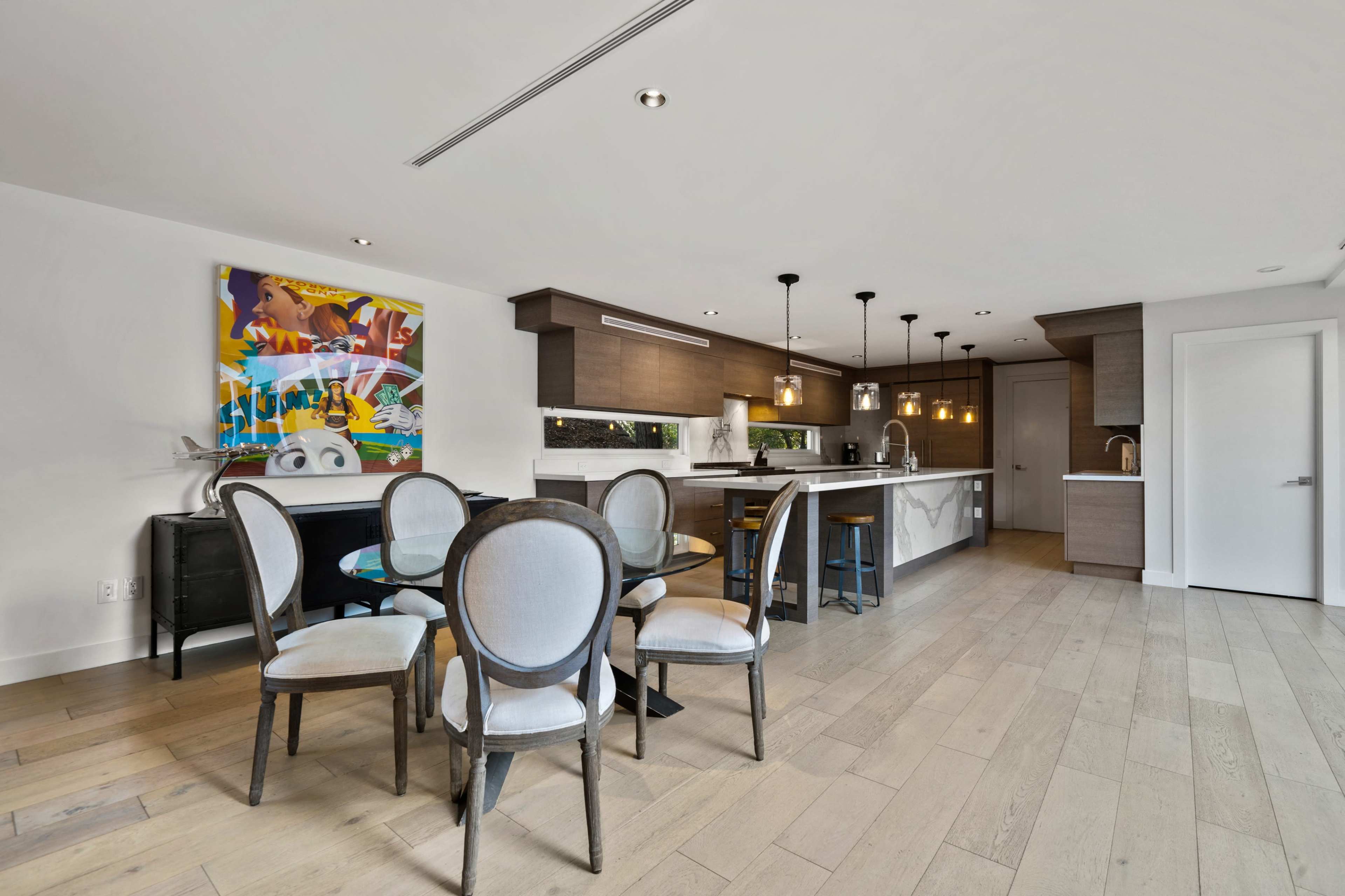 PRODUCTION-PERFECT VILLA WITH SKYLIGHTS Image in Studio City, Studio City, CA