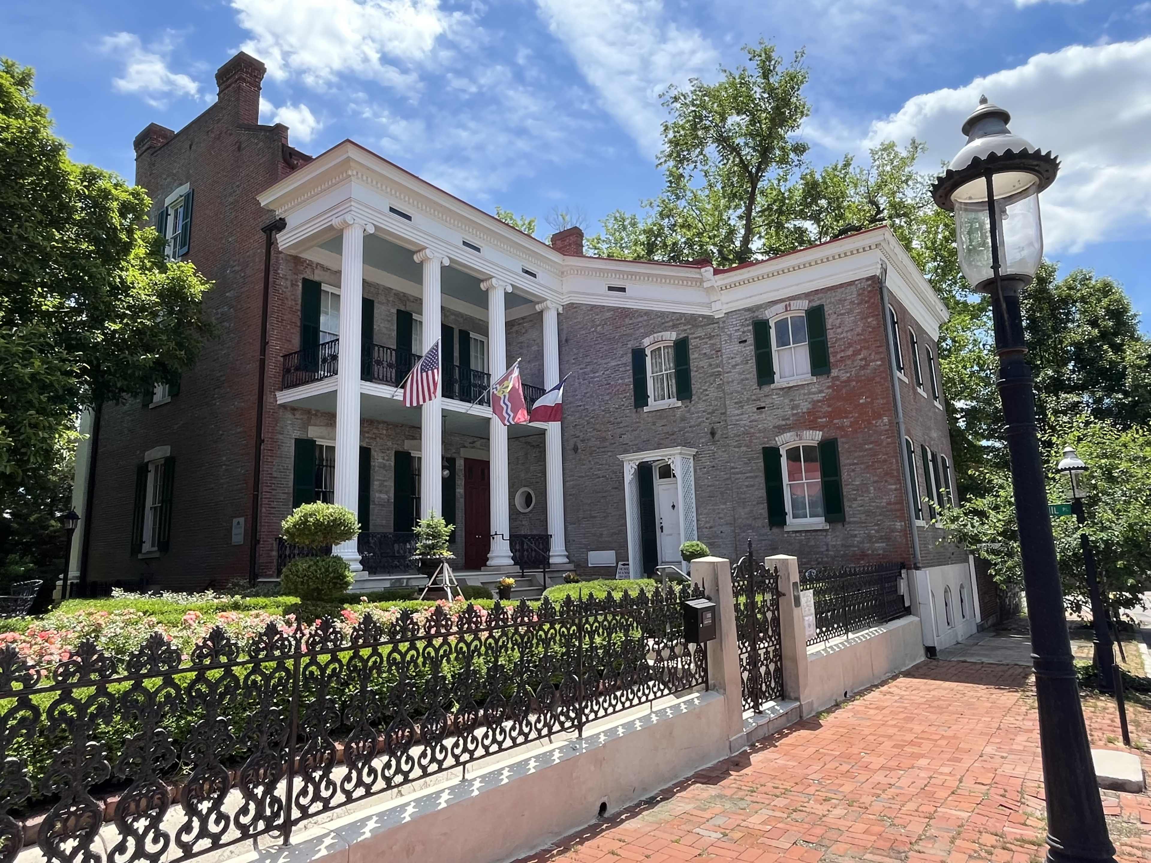 Historic Mansion Carriage House with Patio, Gardens, & Gazebo Image in Benton Park, Saint Louis, MO