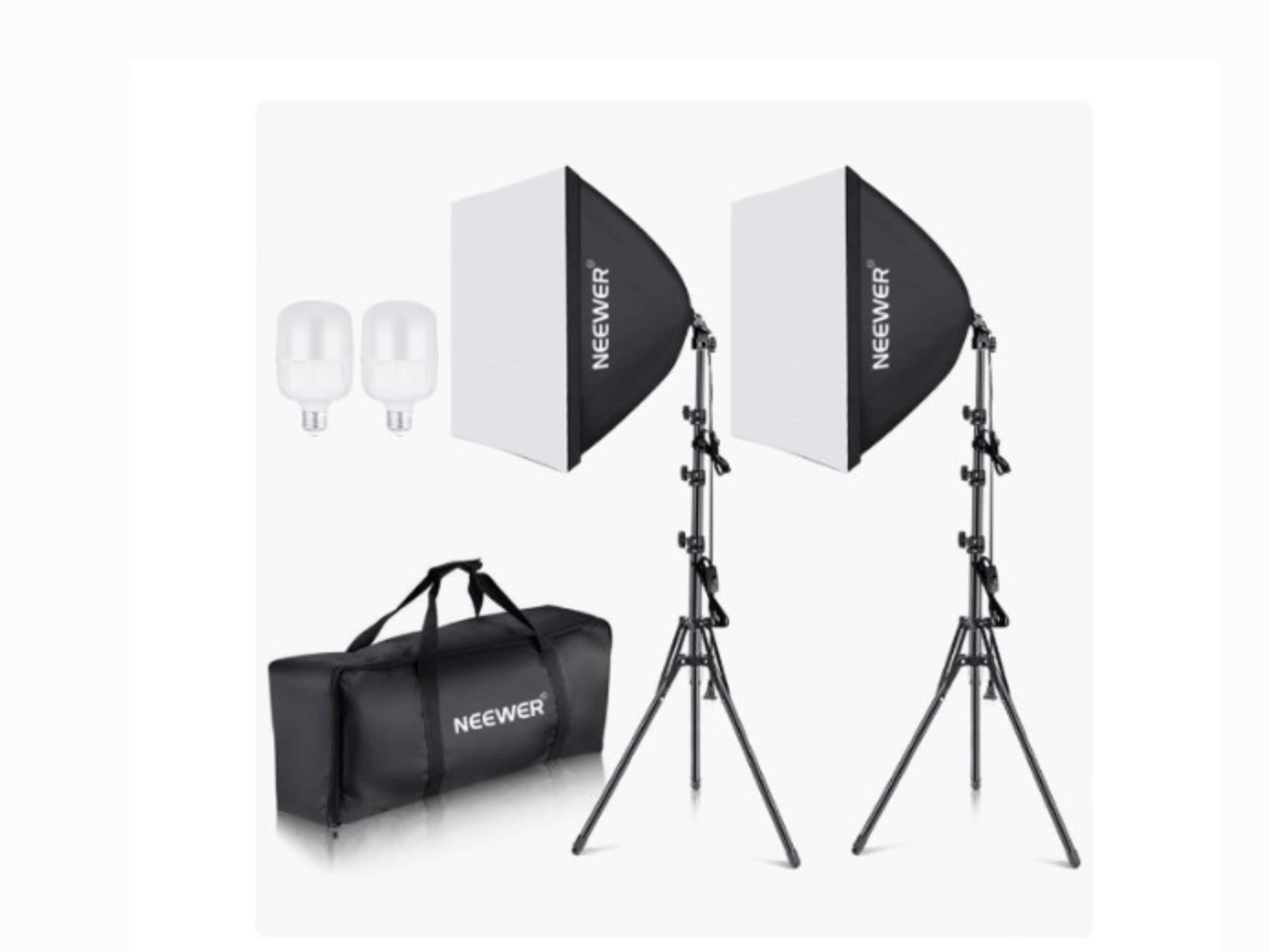 2 NEEWER 700W Equivalent Softboxs, 24"x24" 