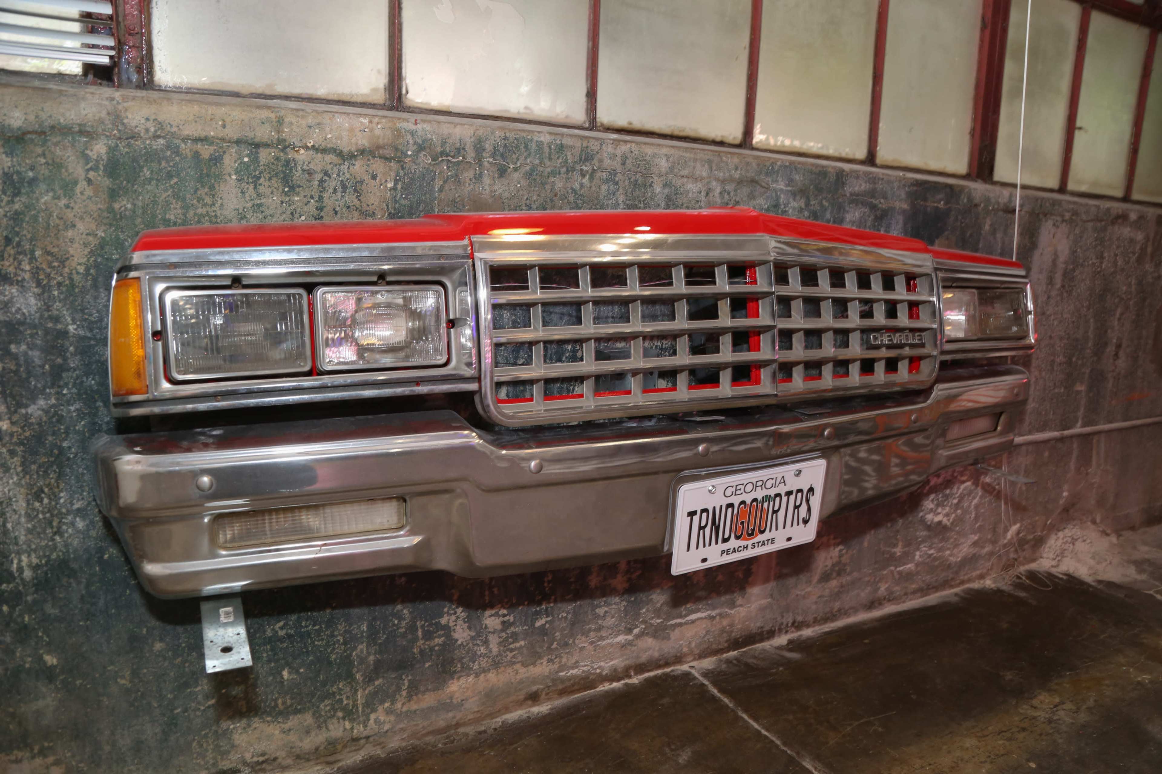 Colorful Downtown Retro Studio Image in Oakland, Atlanta, GA